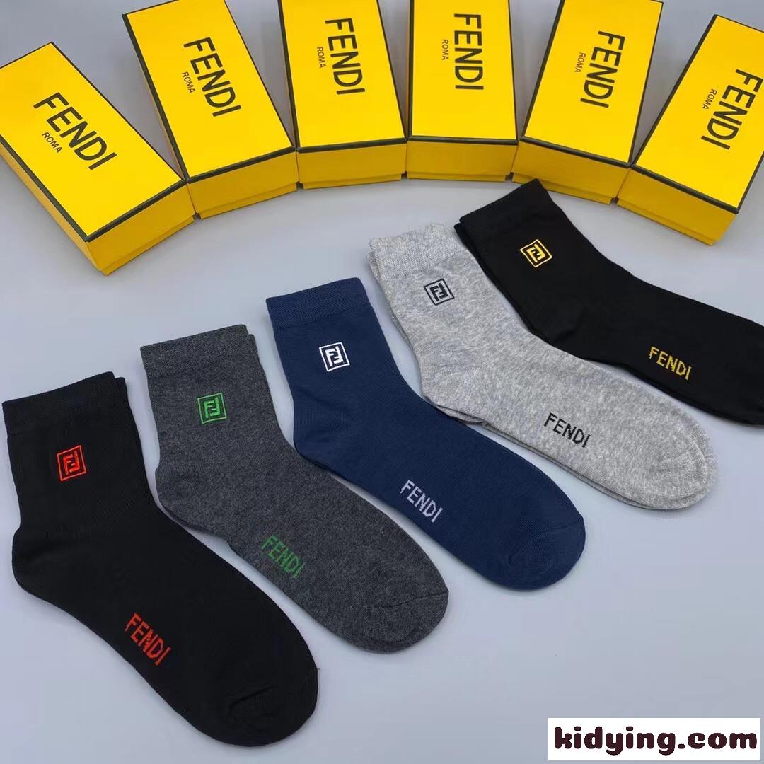 5足セット 靴下 ユニセックス ロゴ フェンディ ソックス コピー コットン 通気性 吸汗-0