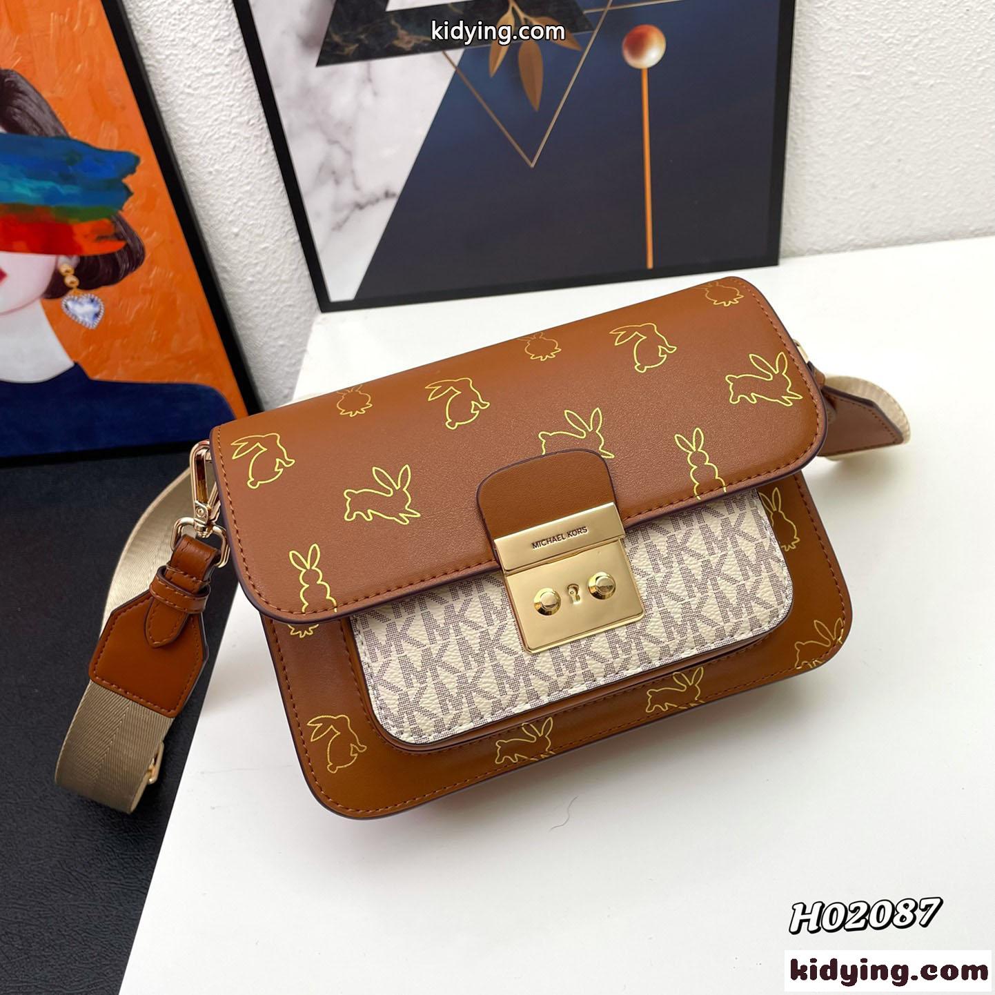 マイケルコース バッグ コピー 可愛い ウサギ プリント コンパクト ショルダーバッグ-0