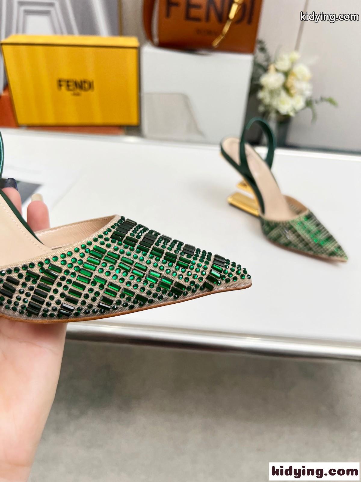 上品 ラインストーン レディース フェンディ ファースト パンプス コピー 女性らしい-4