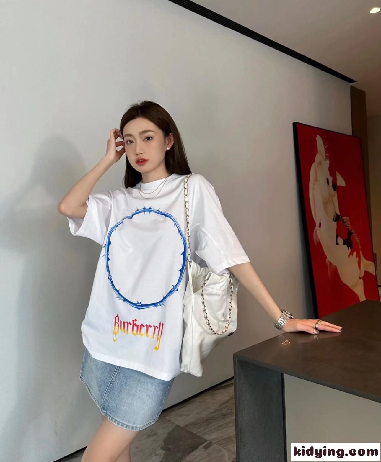 ソーン&ロゴプリント コットン オーバーサイズTシャツ バーバリー Tシャツ コピー ユニセックス-4
