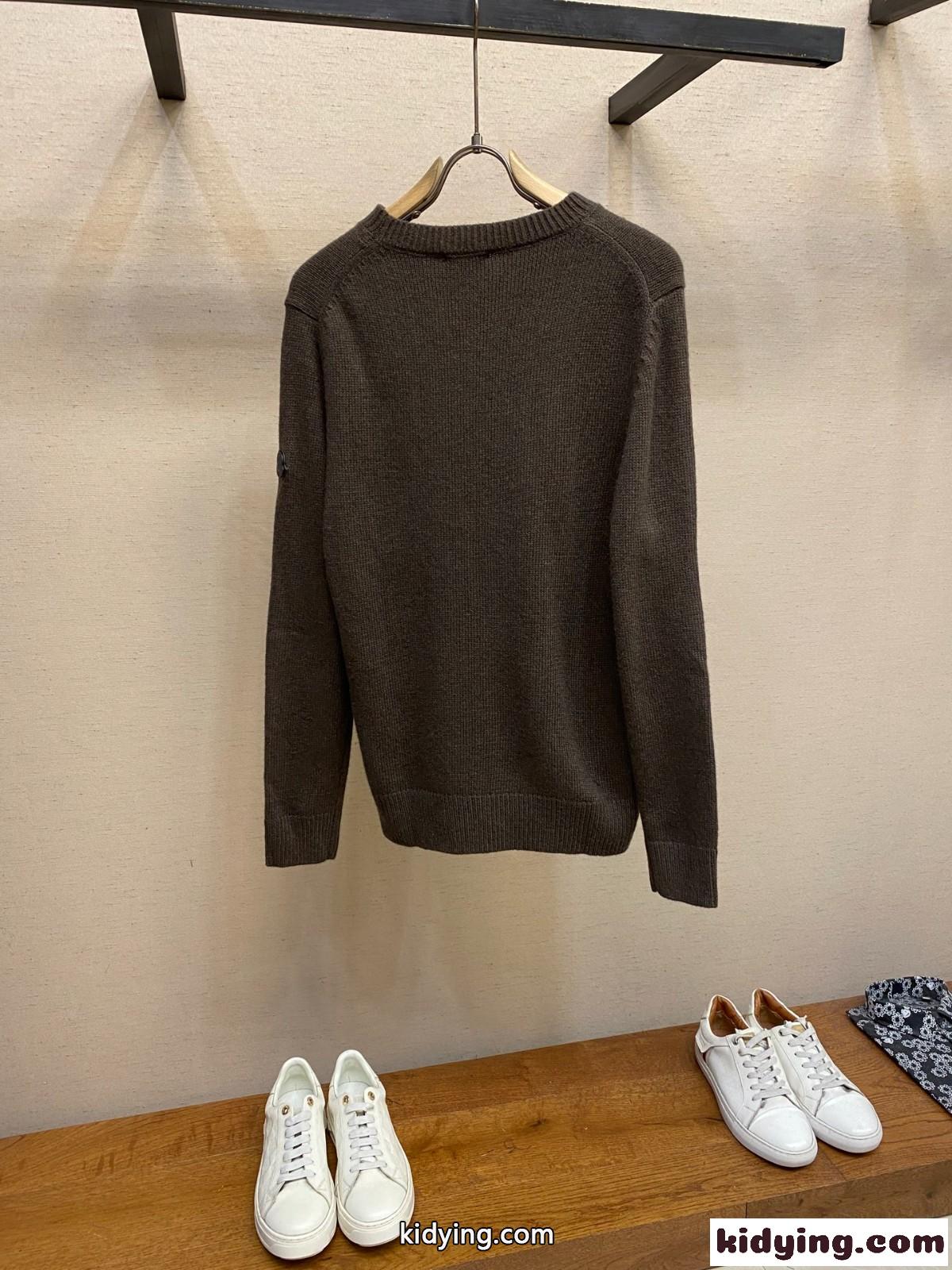 モンクレール セーター 偽物 シンプル 上品 合わせやすい プルオーバー コーヒー-2