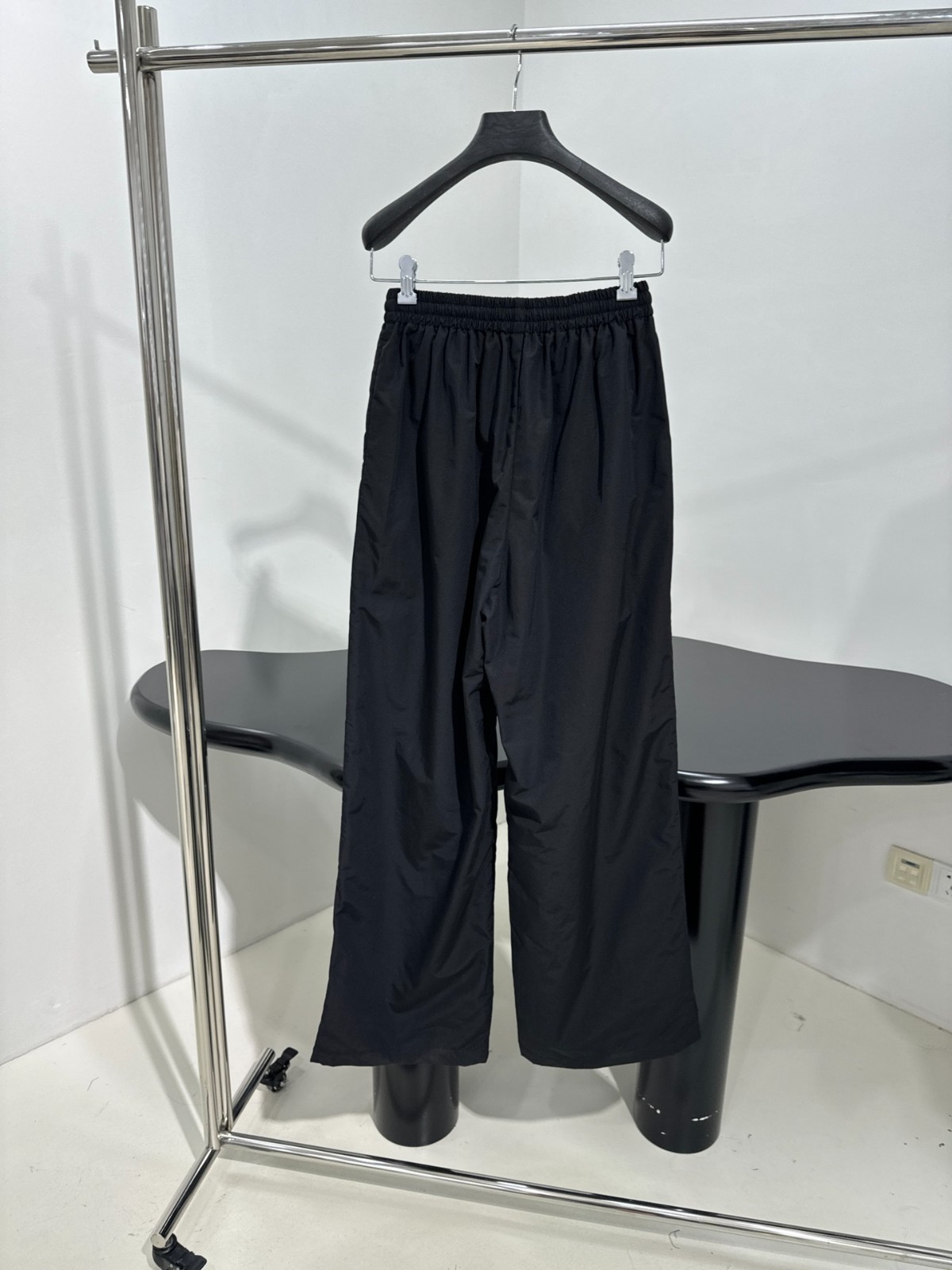 定番 カジュアル 合わせやすい バレンシアガ パンツ コピー ロングパンツ ユニセックス-1