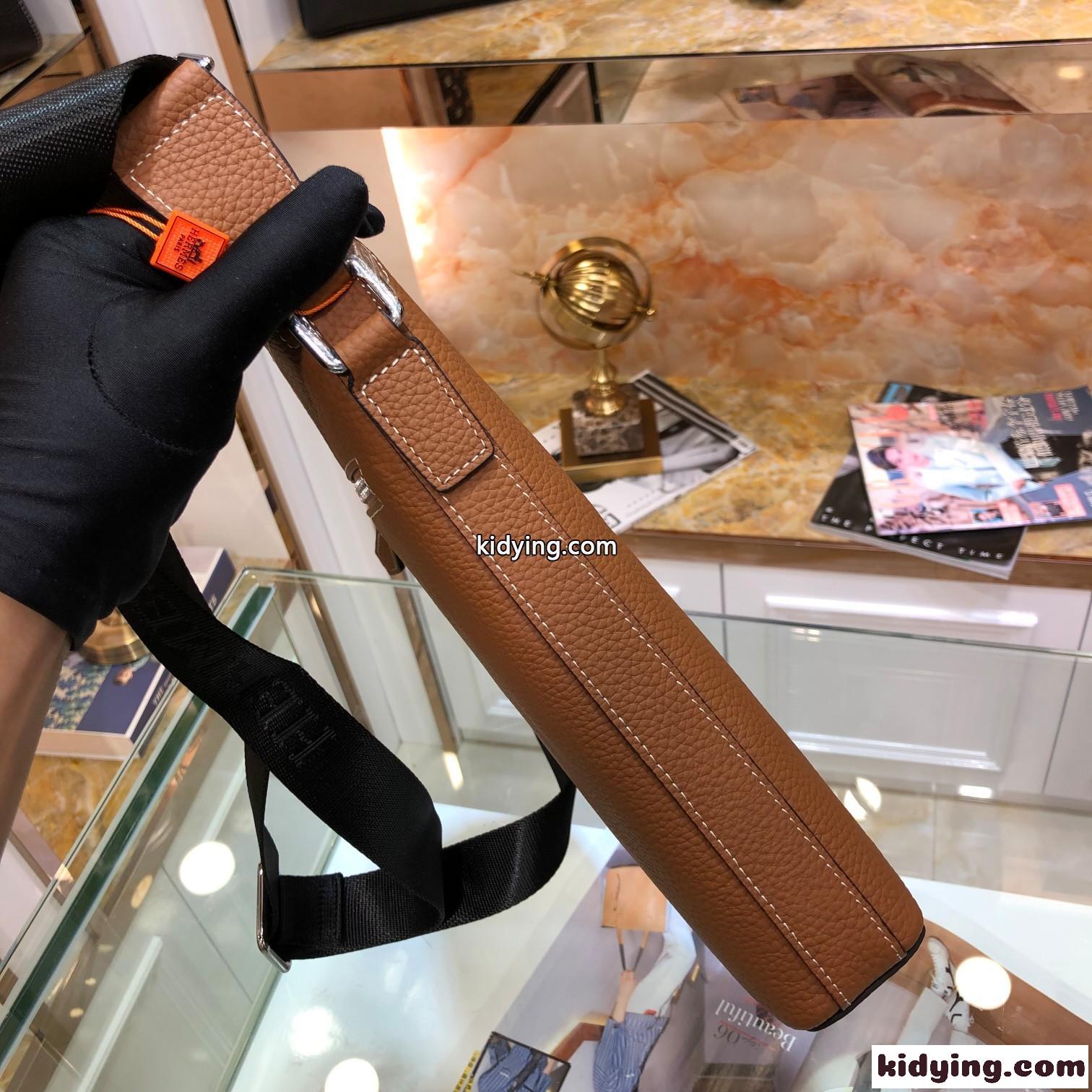 人気 定番 カジュアル レザー 斜め掛け ショルダーバッグ エルメス バッグ メンズ コピー おしゃれ メッセンジャーバッグ-4