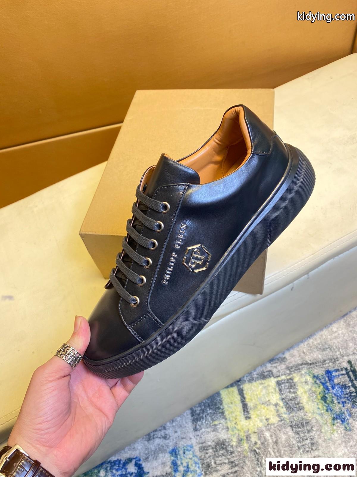 カジュアルジューズ 快適 滑りにくい 高品質 フィリッププレイン スニーカー コピー メンズ ブラック-1