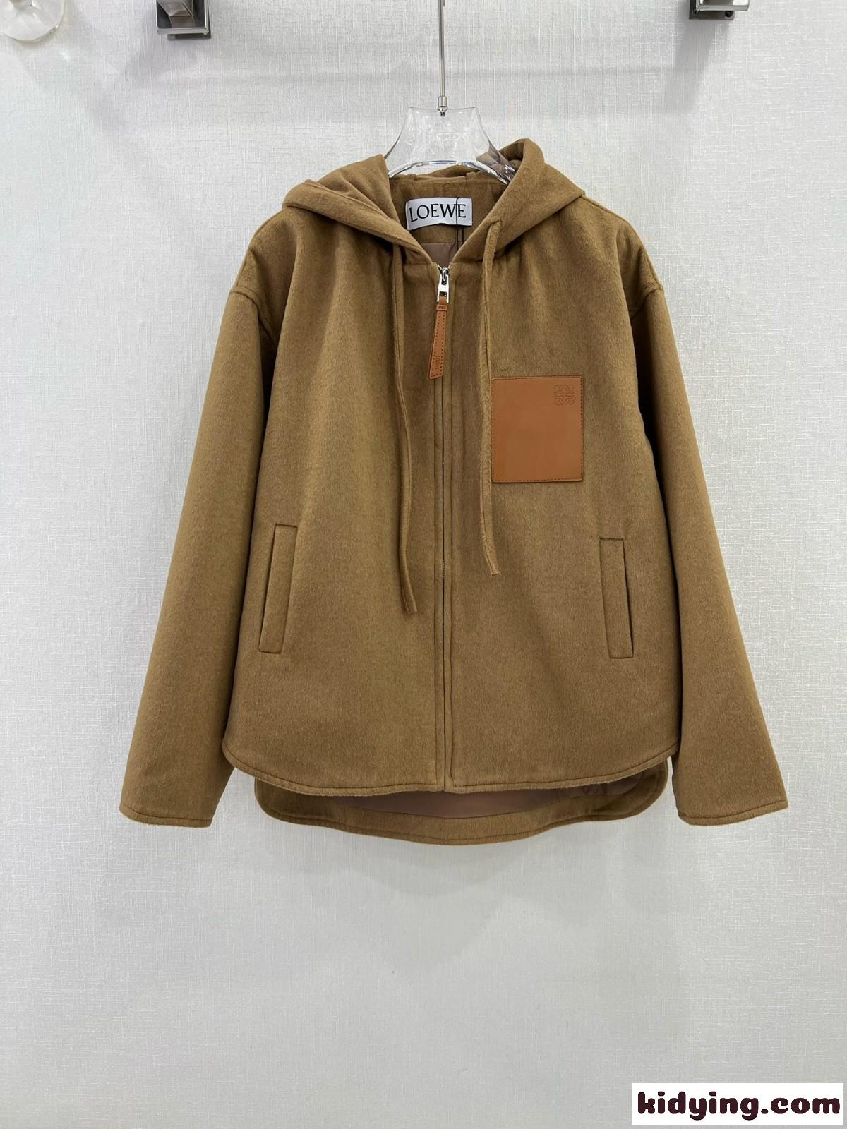 フーデッド ジャケット ロエベ ジャケット コピー カジュアル 合わせやすい-0