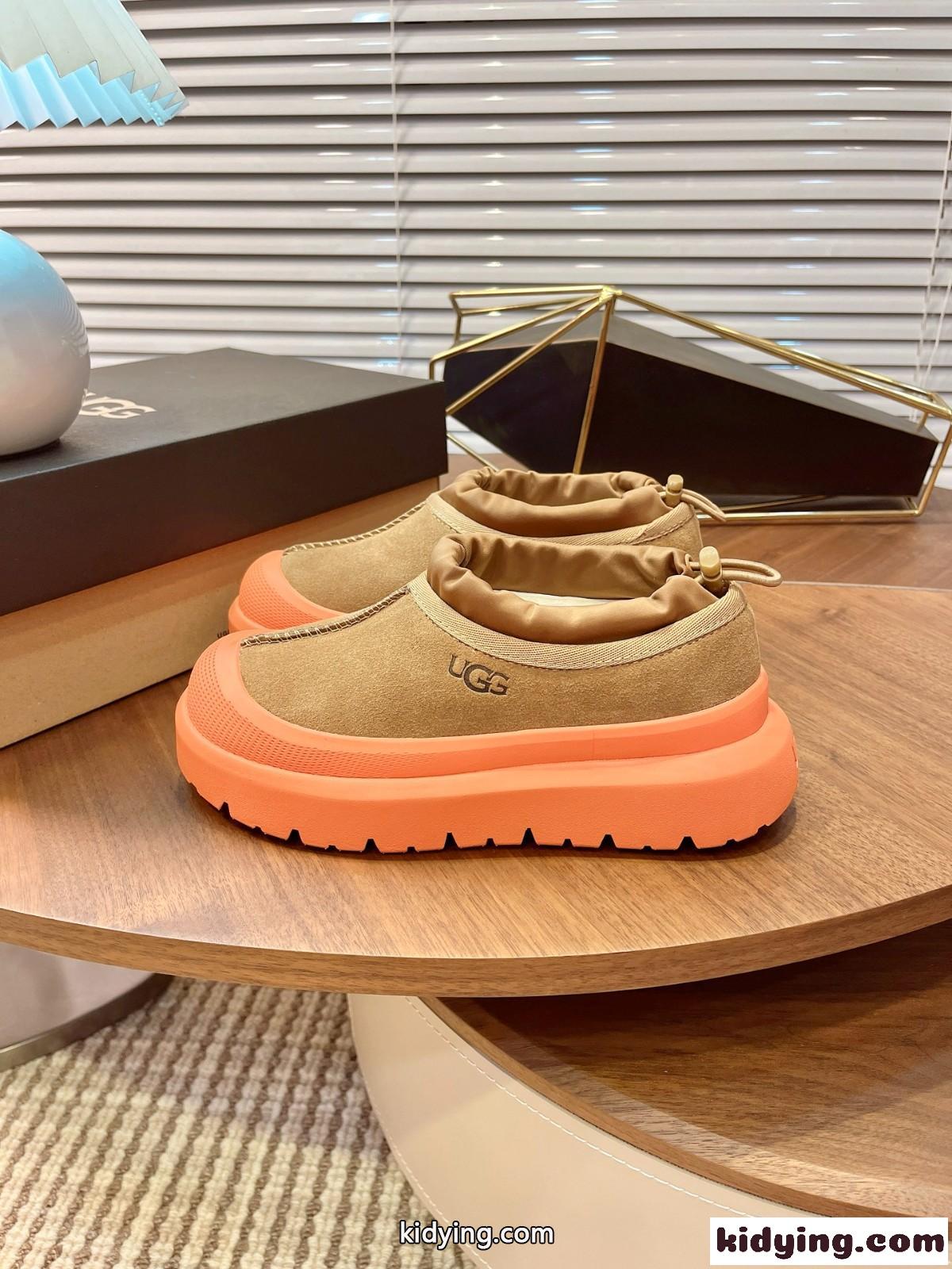 UGG アグ スーパーコピー 目を引くカジュアル スエード スリッポン レディース メンズ-1