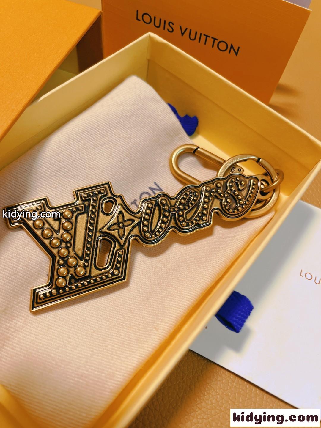 キーホルダー･LV ラバーズ スタッズ ルイヴィトン キーホルダー コピー-1