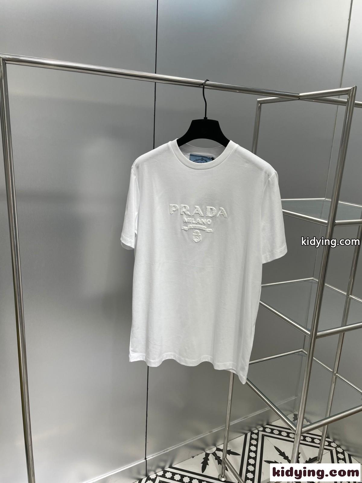 ベーシック 人気 カジュアル おしゃれ ロゴ プラダ 半袖tシャツ コピー ゆったり クルーネック-1