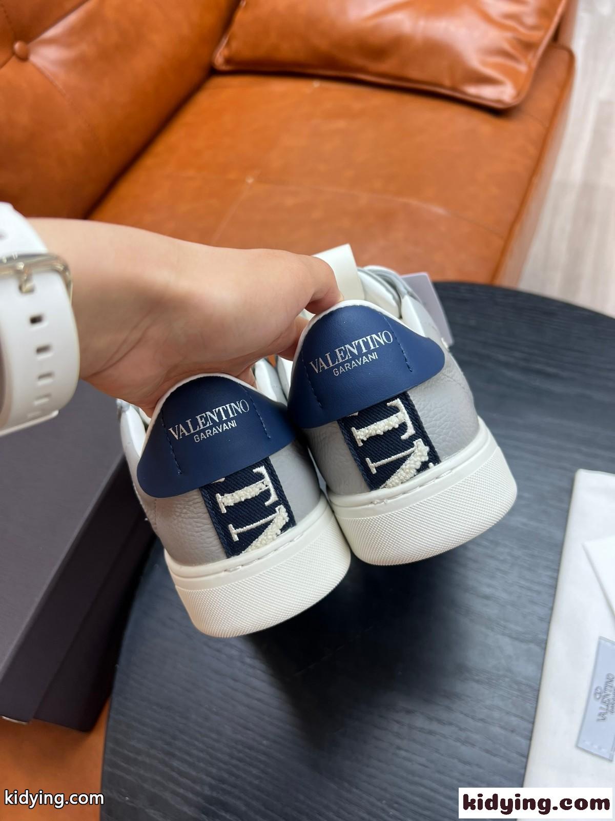 人気 ヴァレンティノ VLTN カーフスキン ロートップ スニーカー コピー おしゃれ メンズシューズ-2