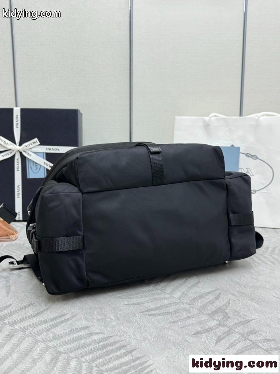 プラダ エクスプローラ Re-Nylon xレザー バックパック スーパーコピー 2VZ118 ブラック-4