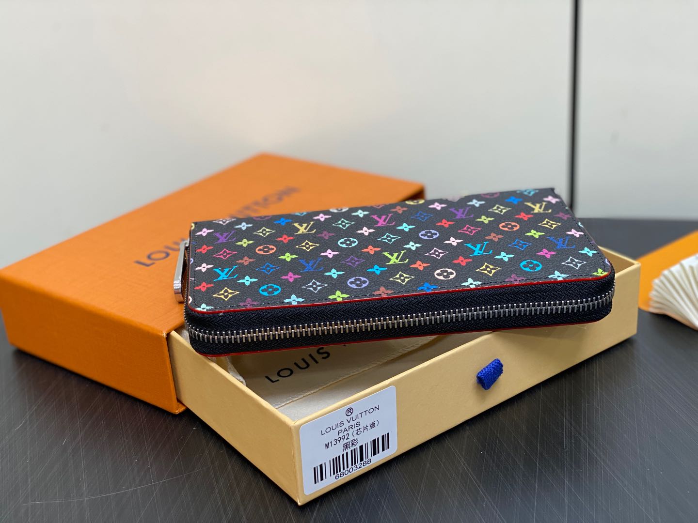 M13922 日本限定 LV × TM ジッピー･ウォレット ルイヴィトン 財布 スーパーコピー ブラック-0