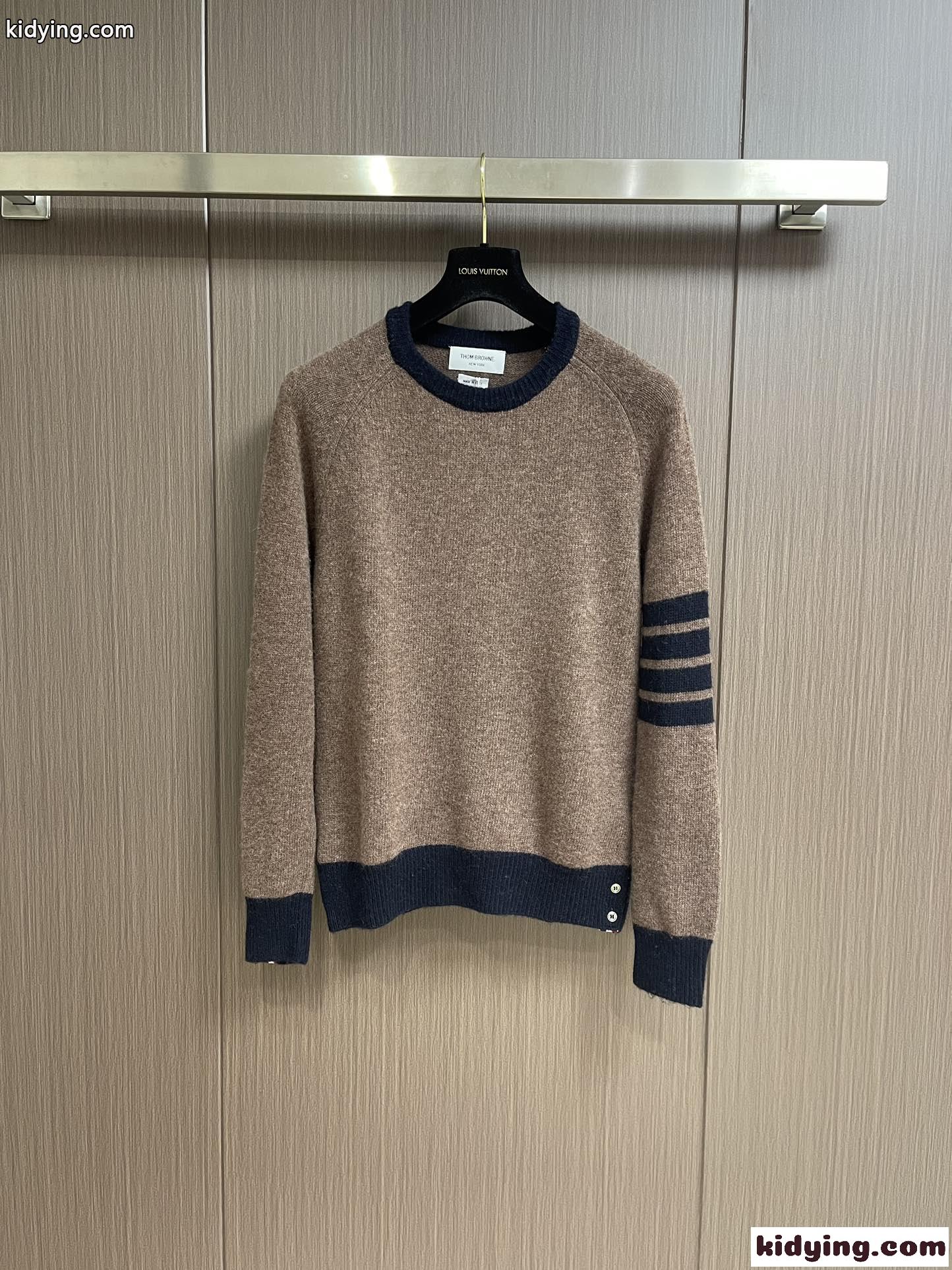 人気 合わせやすい クルーネック プルオーバー トムブラウン セーター コピー メンズ-0
