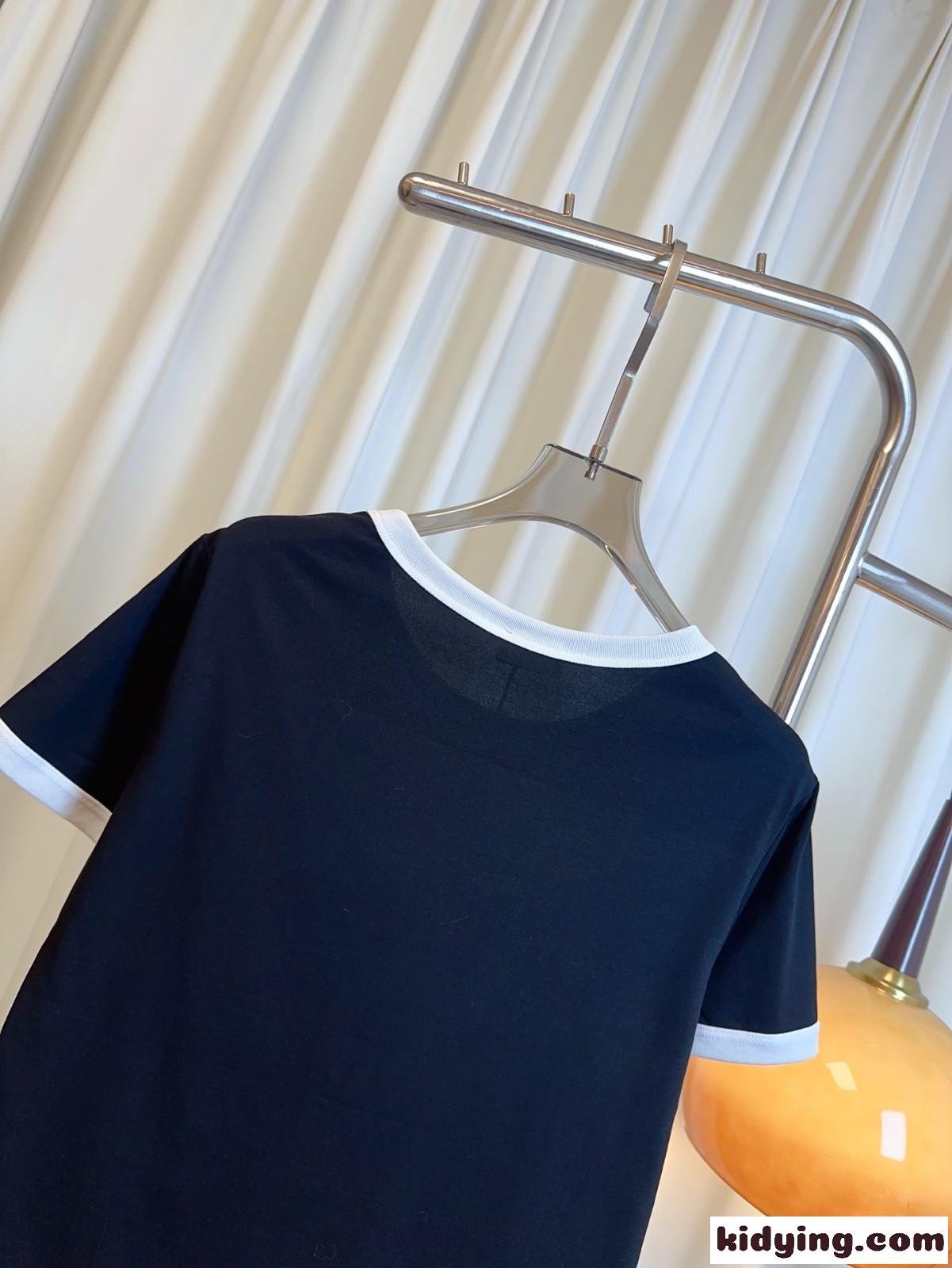 カジュアル おしゃれ プリント セリーヌ Tシャツ コピー 半袖Tシャツ ネイビー-3