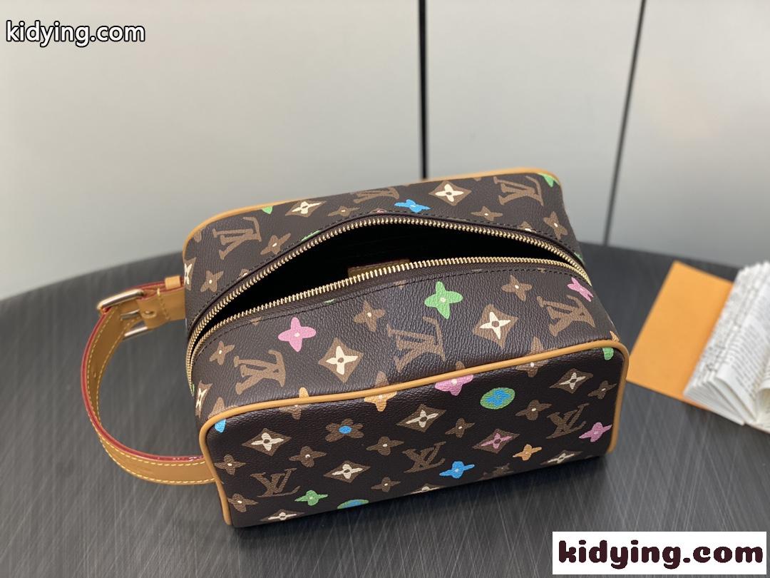 M47069 ロッカー ドップ・キット ルイヴィトン バッグ スーパーコピー クラッチバッグ-7