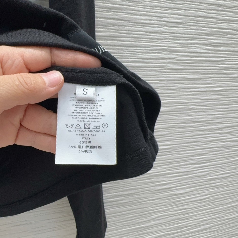 シンプル 着回し カットソー ルイ・ヴィトン Tシャツ 偽物 コットンブレンド ブラック-2