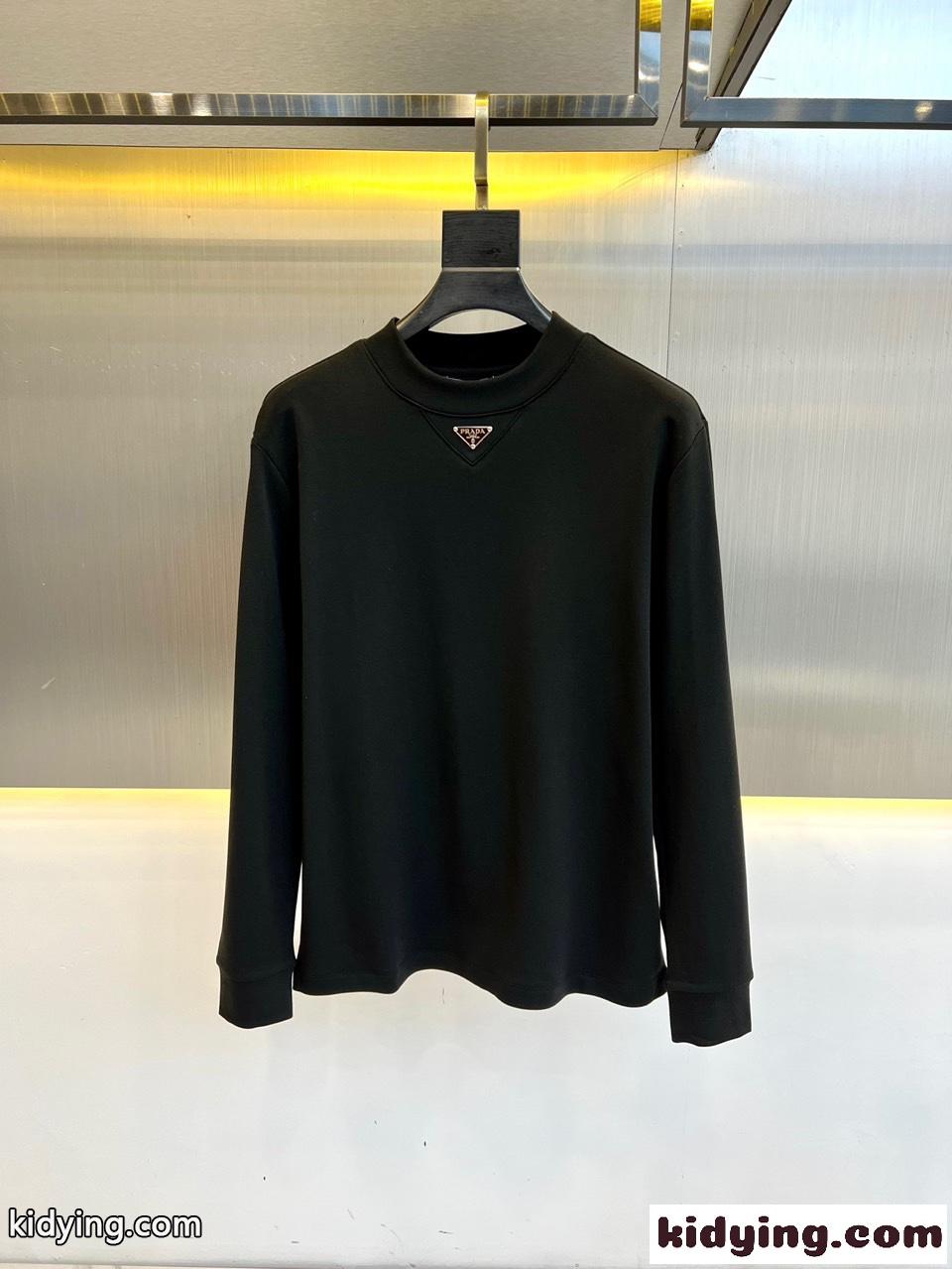 ベーシック 上品 合わせやすい 長袖Tシャツ プラダ Tシャツ 偽物 ブラック-0