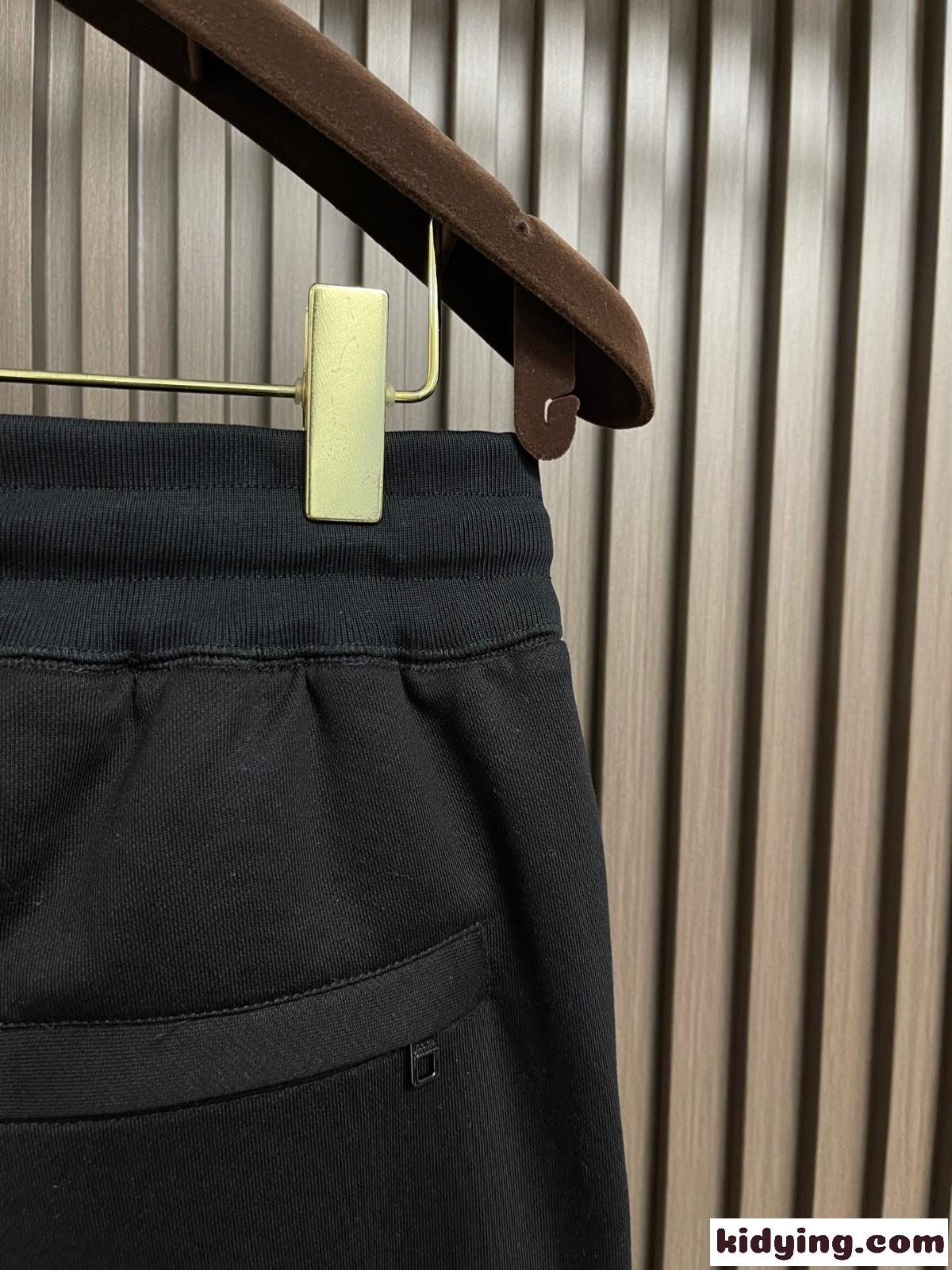 カジュアル 定番 ドルチェ&ガッバーナ パンツ 偽物 スウェットパンツ ブラック-1