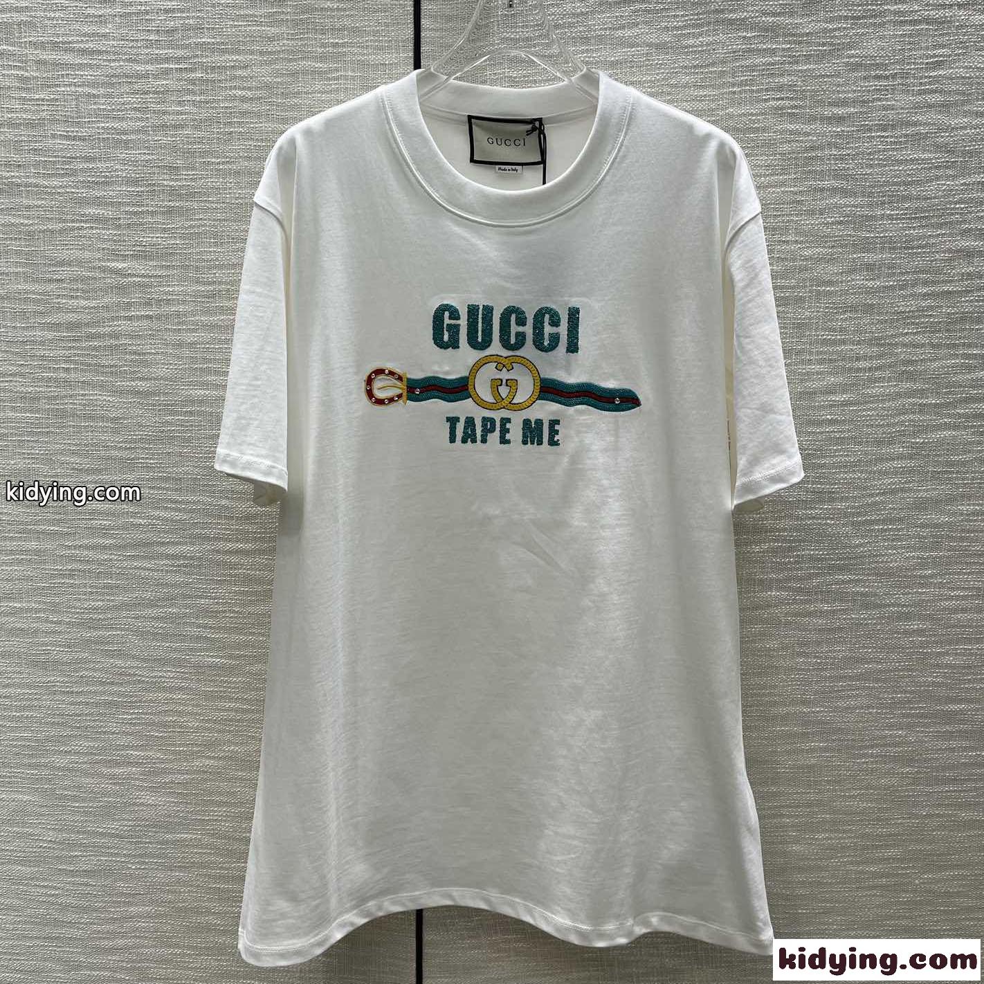 GUCCI “TAPE ME” 刺繍 コットン Tシャツ グッチ Tシャツ コピー 半袖 トップス-0