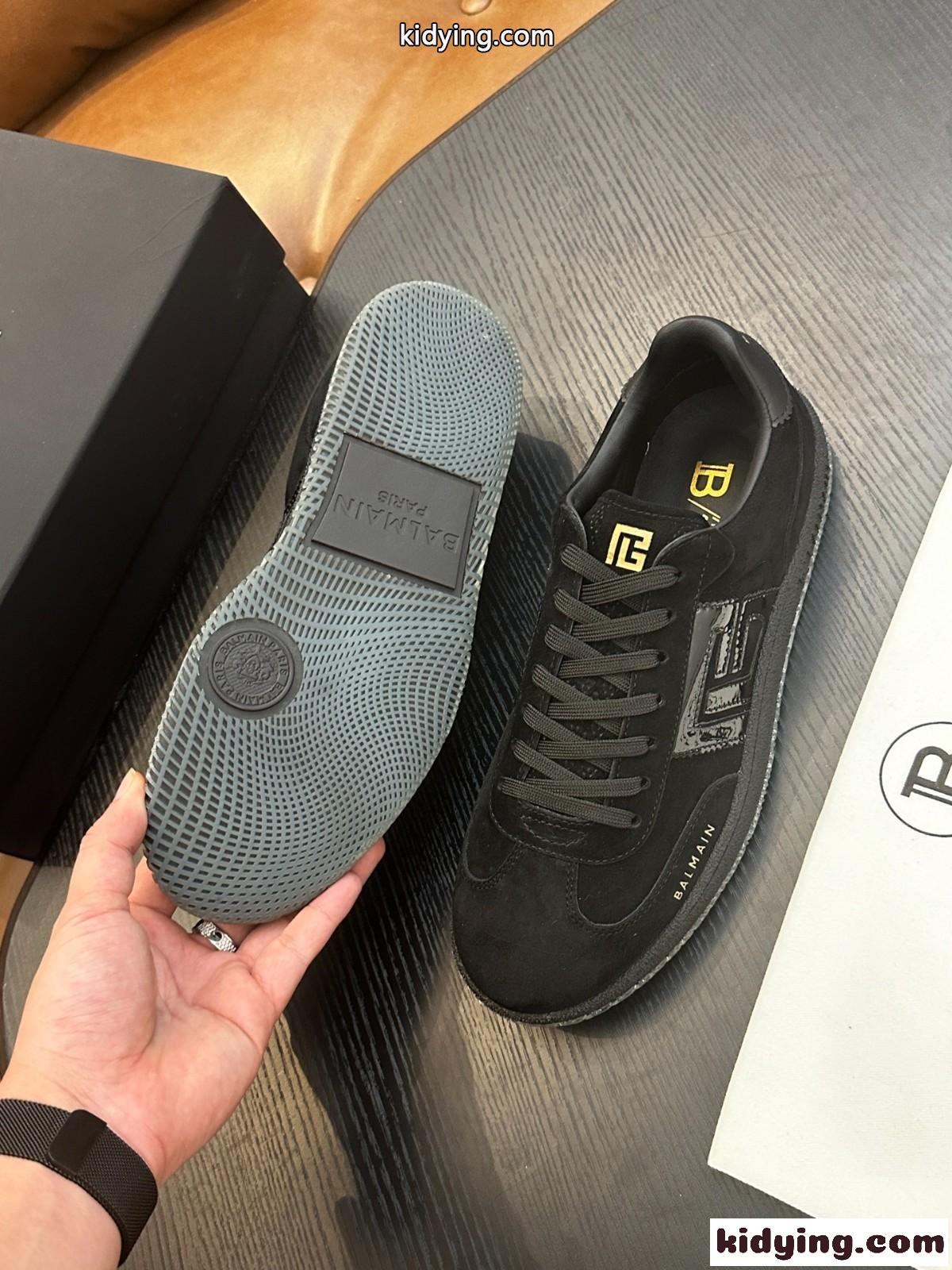 カジュアル 定番 Balmain Swan スエードスニーカー バルマン スニーカー スーパーコピー-4