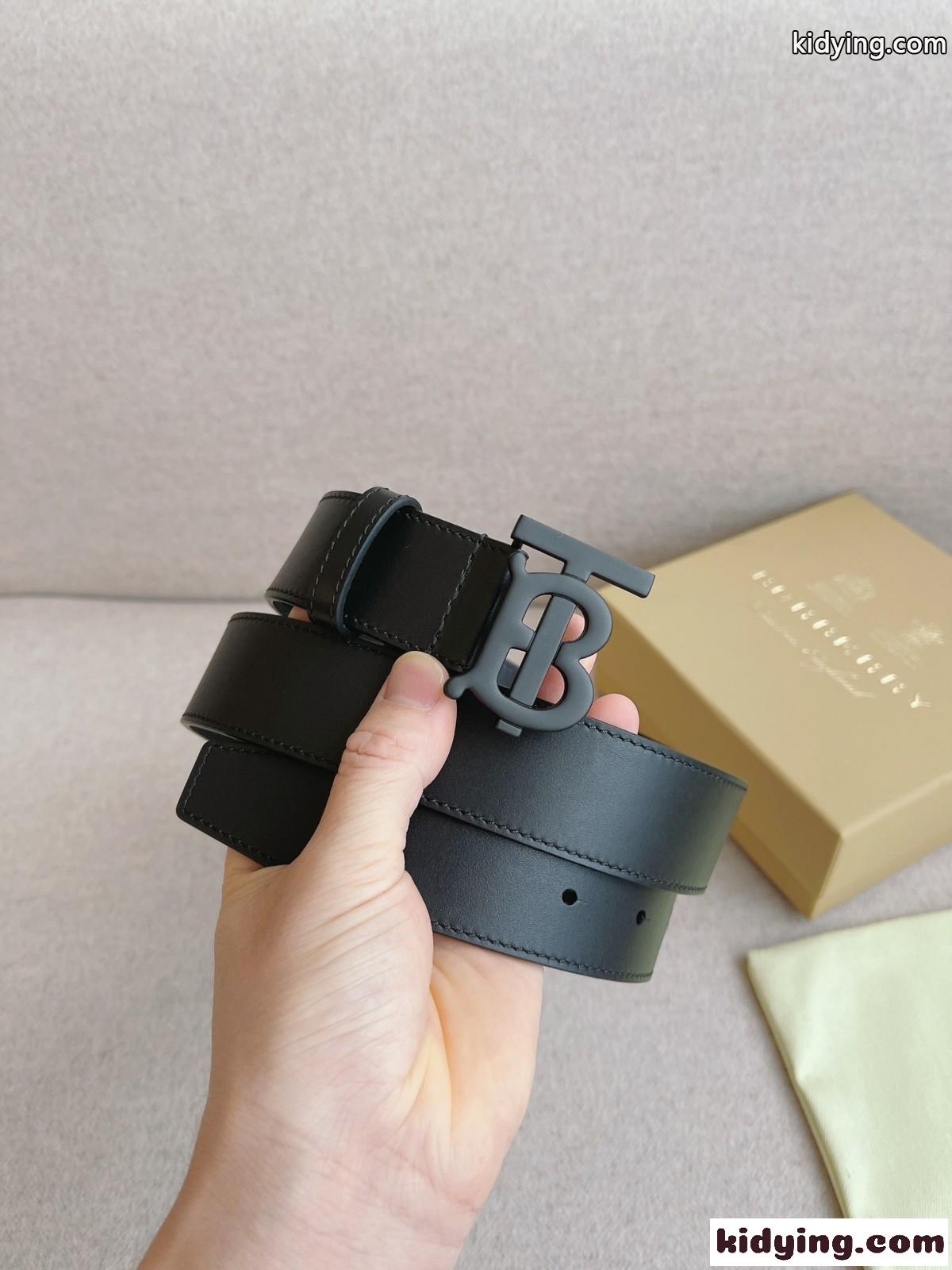 上品 合わせやすい バーバリー ベルト コピー TBモノグラム レザーベルト-0