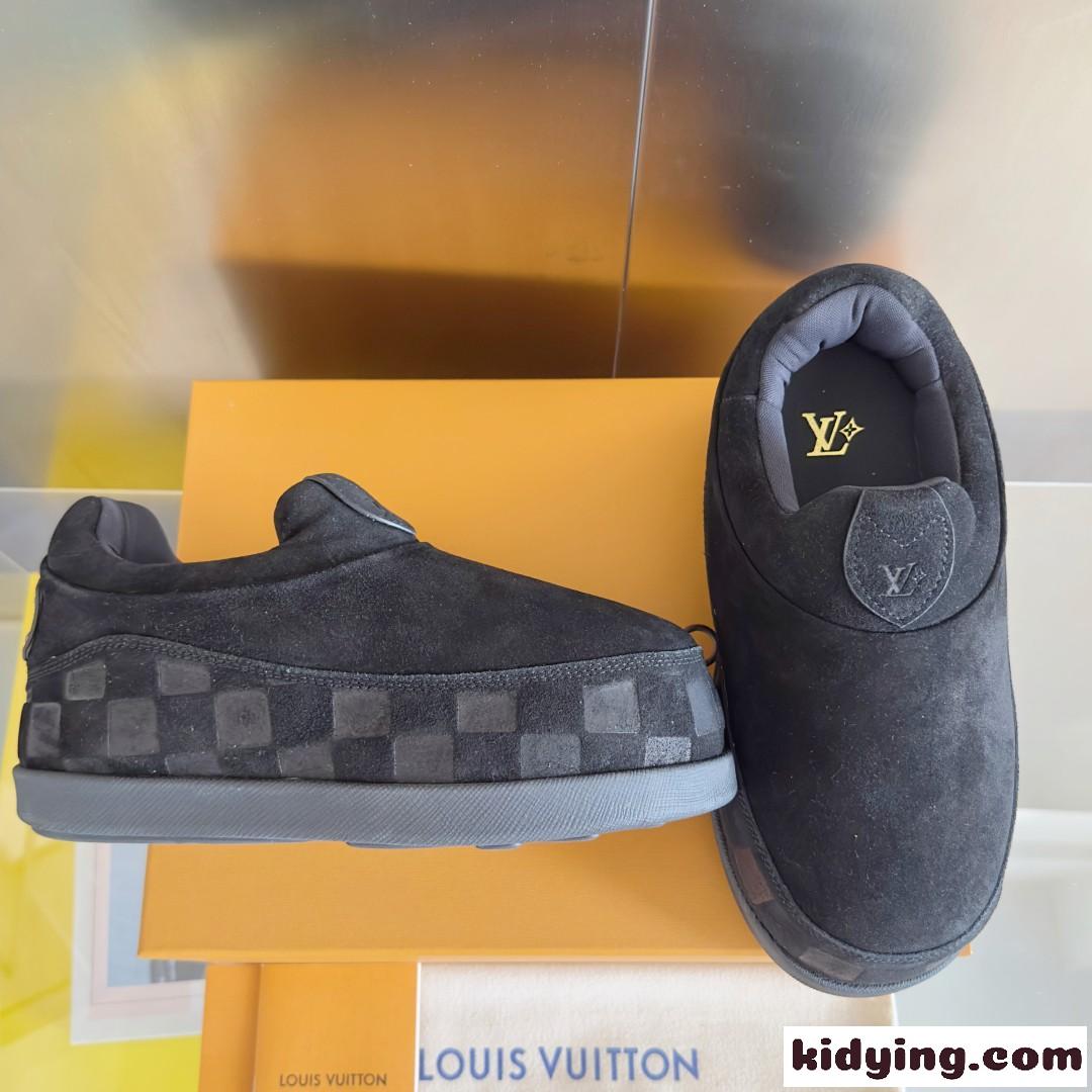 履きやすい LV イエティ スリッポン ルイ・ヴィトン スーパーコピー ブラック-0