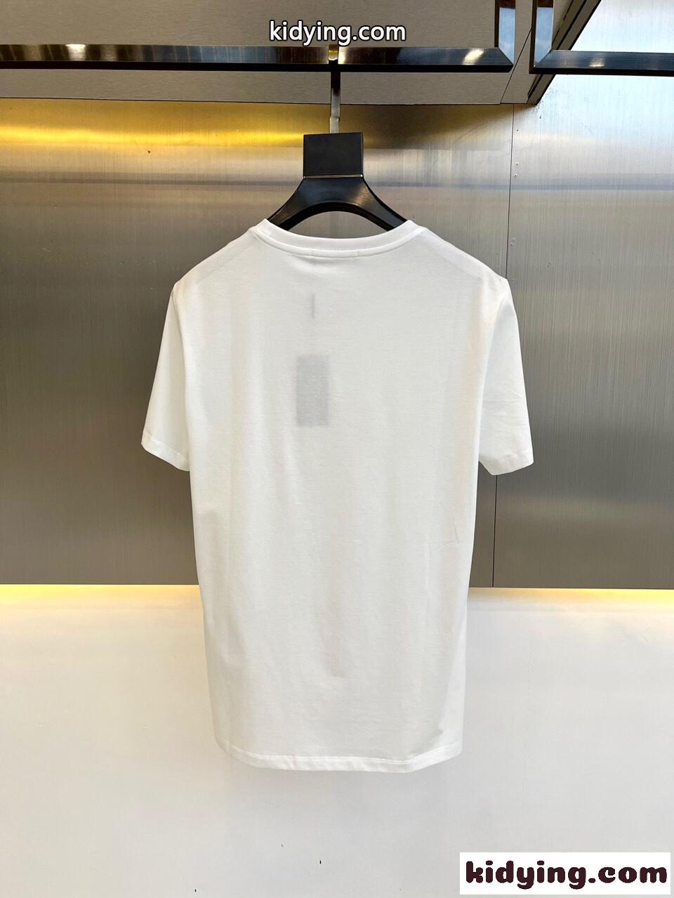アルマーニ Tシャツ コピー メンズ 洗練された 合わせやすい 半袖 トップス-1