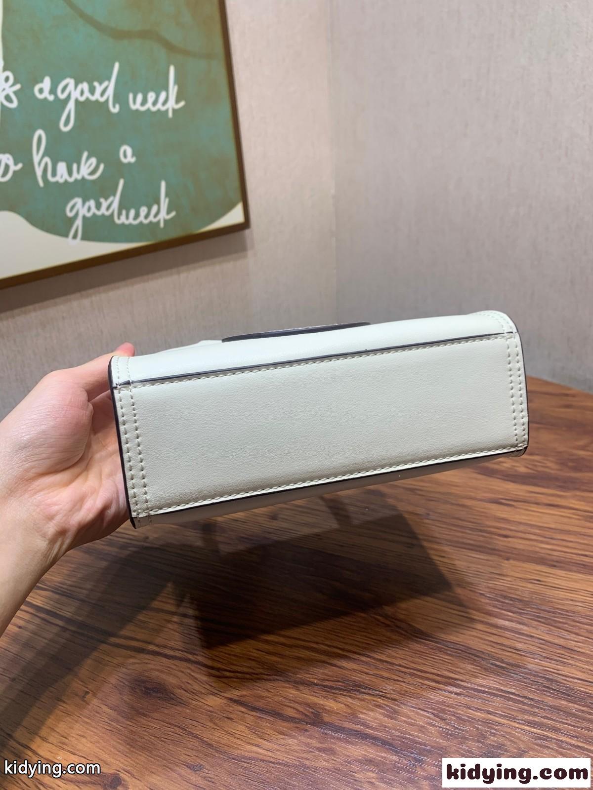 トリーバーチ バッグ コピー 人気 エラ バイオ ミニトート レディース 鞄 グリーン-3
