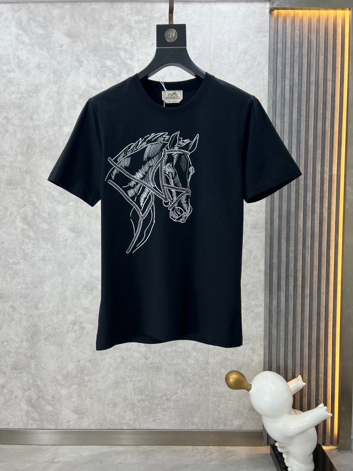 上品 カジュアル クルーネック 半袖Tシャツ エルメス Tシャツ コピー ブラック-1