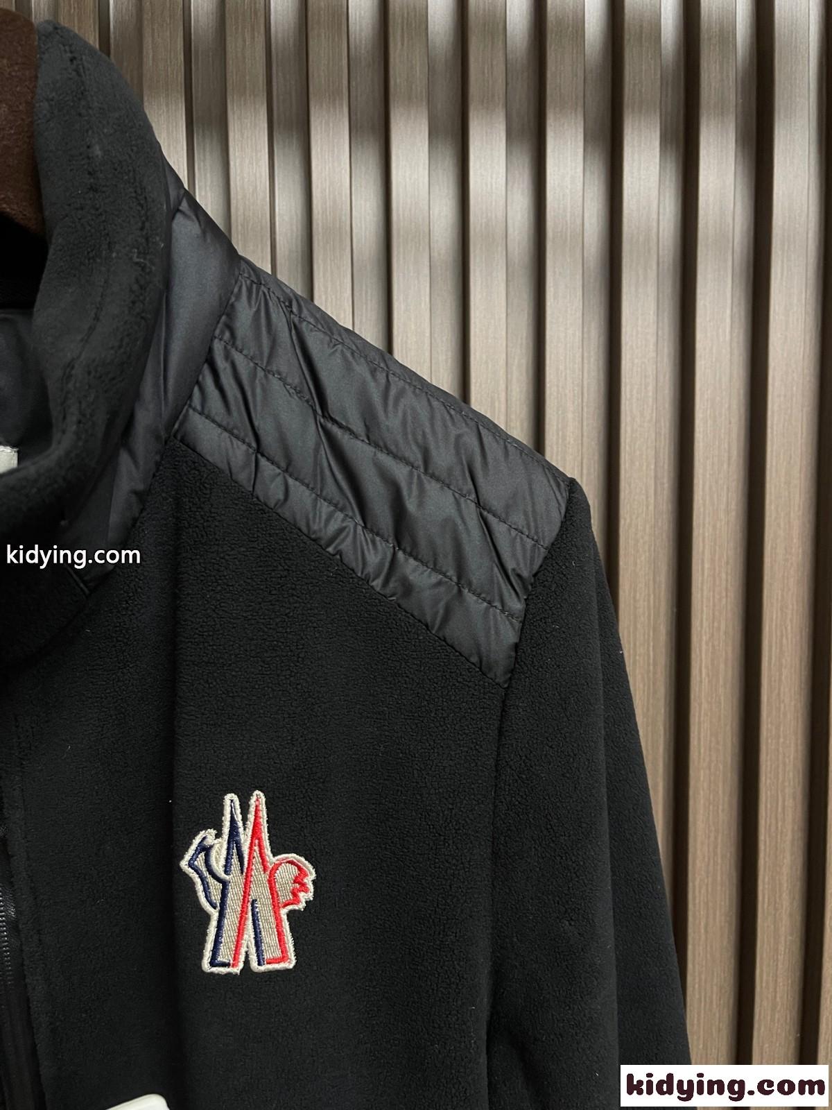 洗練された カジュアル フリースジャケット モンクレール ジャケット コピー ブラック-1