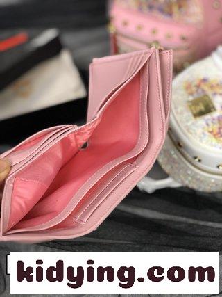 MCM新品のPatricia三つ折りジッパー財布は 小型でコンパクトで 線が簡潔である エムシーエム 財布 コピー-3