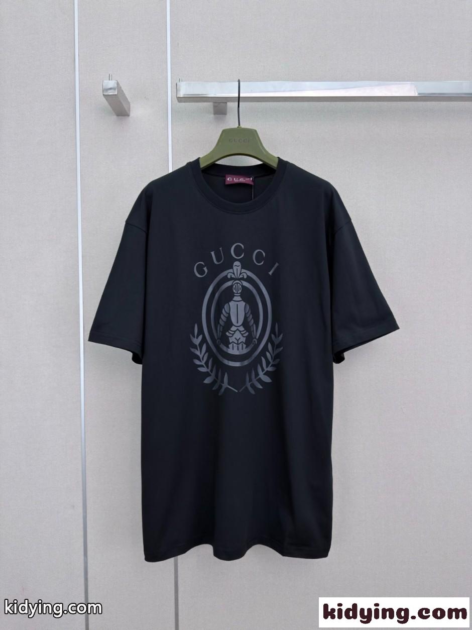 ユニセックス グッチ Tシャツ 偽物 ロゴプリント コットン 半袖Tシャツ ブラック-0