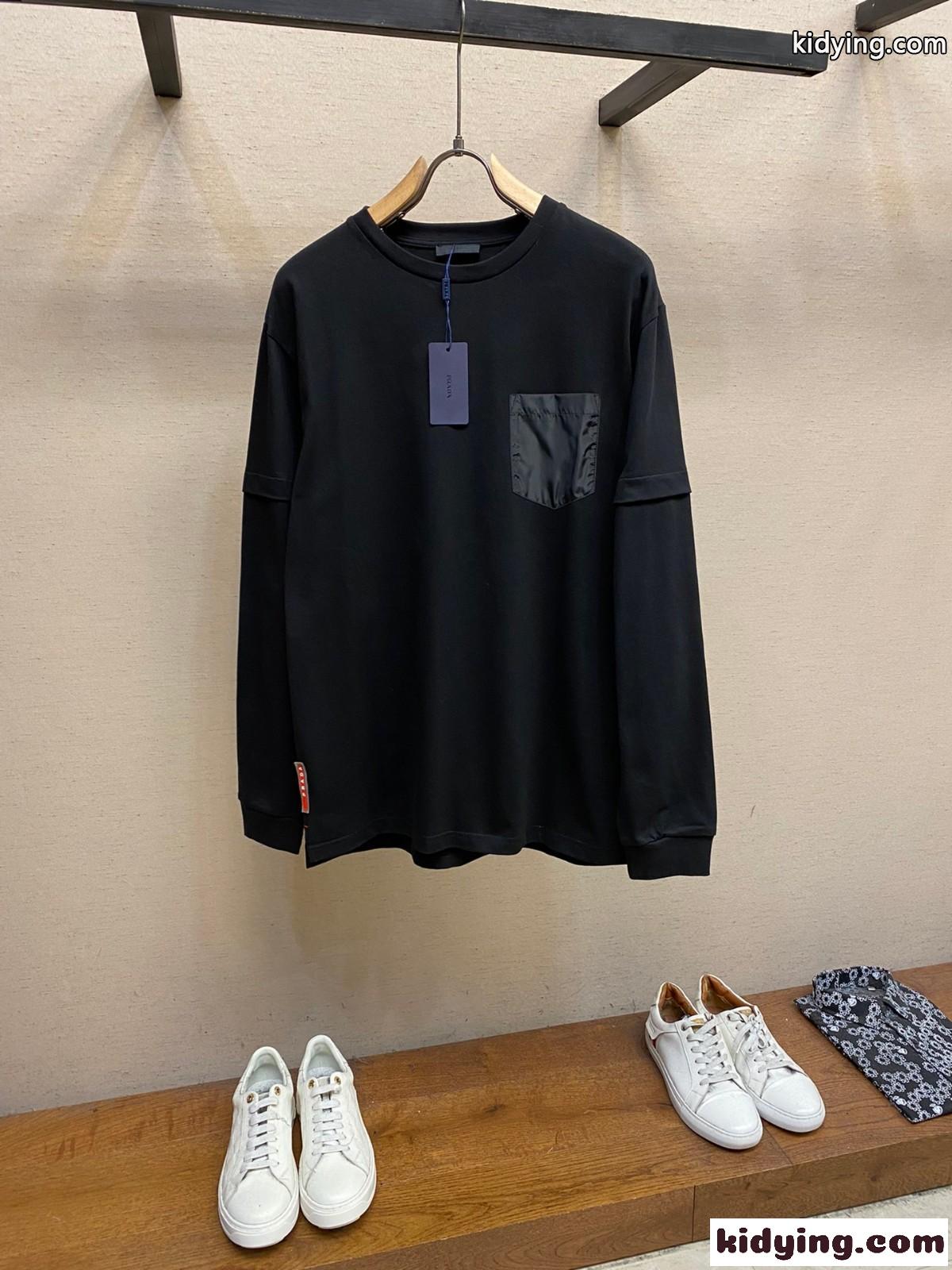 ナイロンポケット クルーネック 長袖Tシャツ プラダ Tシャツ コピー ブラック-0