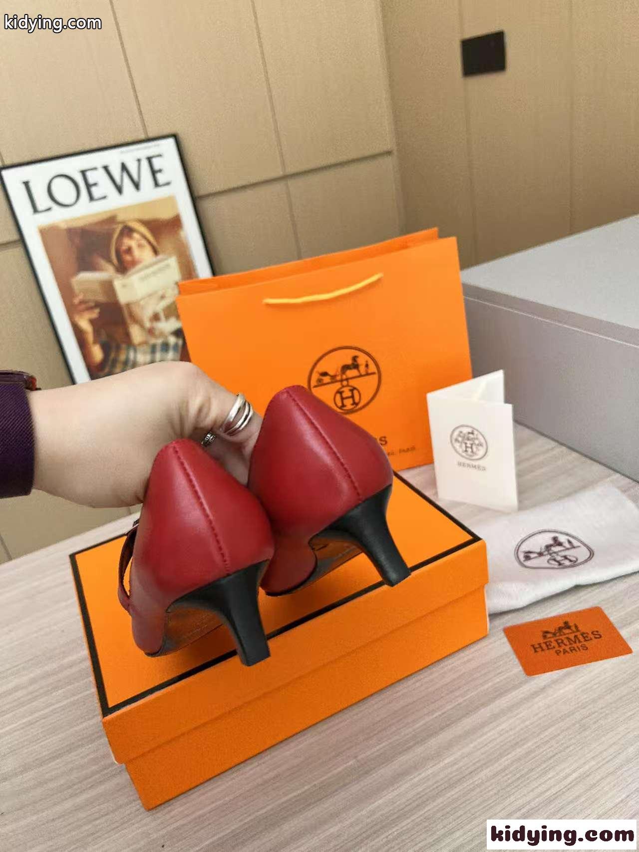 人気 洗練された ケリーバックル エルメス パンプス キアラ コピー レッド-0
