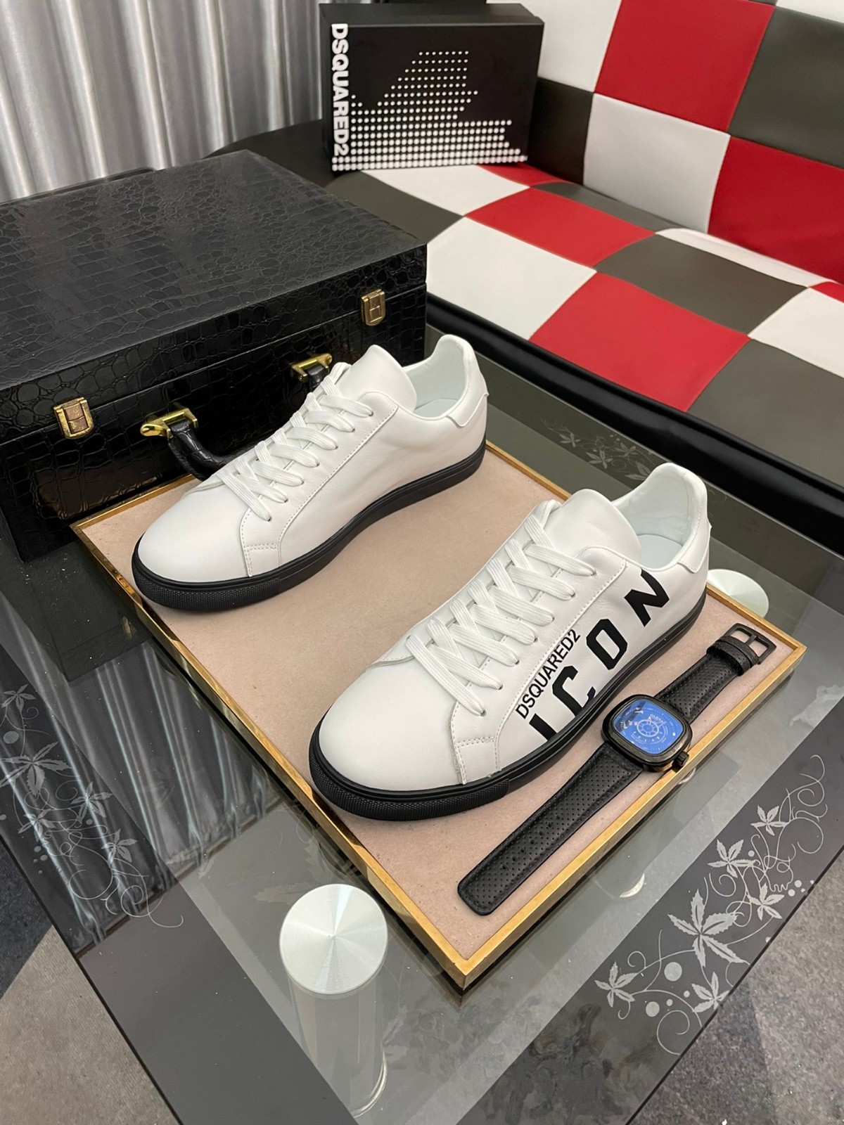 シンプル 快適 軽量 歩きやすい メンズ カジュアルジューズ ディースクエアード スニーカー コピー おしゃれ-1