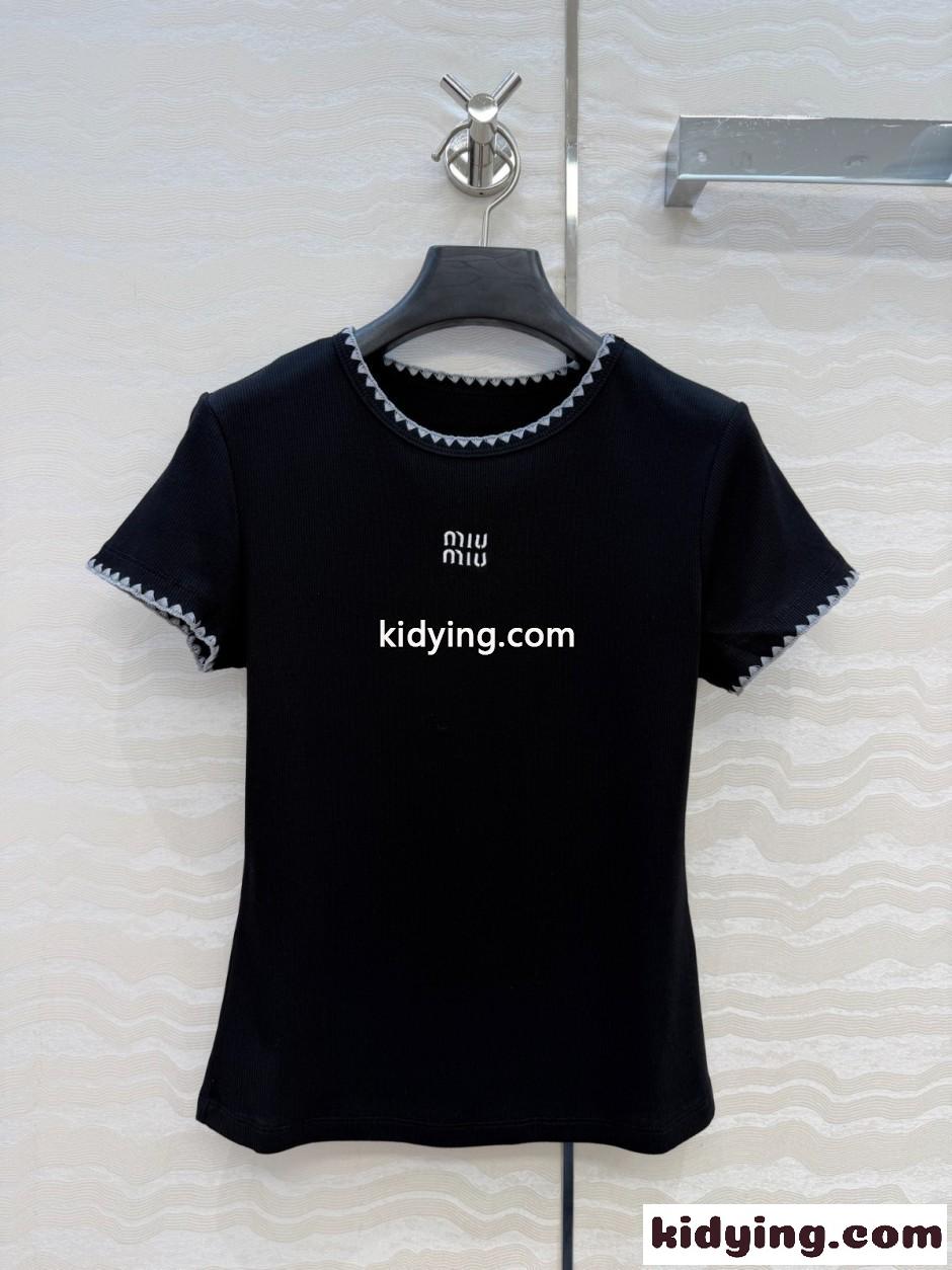 大人可愛い 洗練された リブTシャツ ミュウミュウ Tシャツ コピー ブラック-0