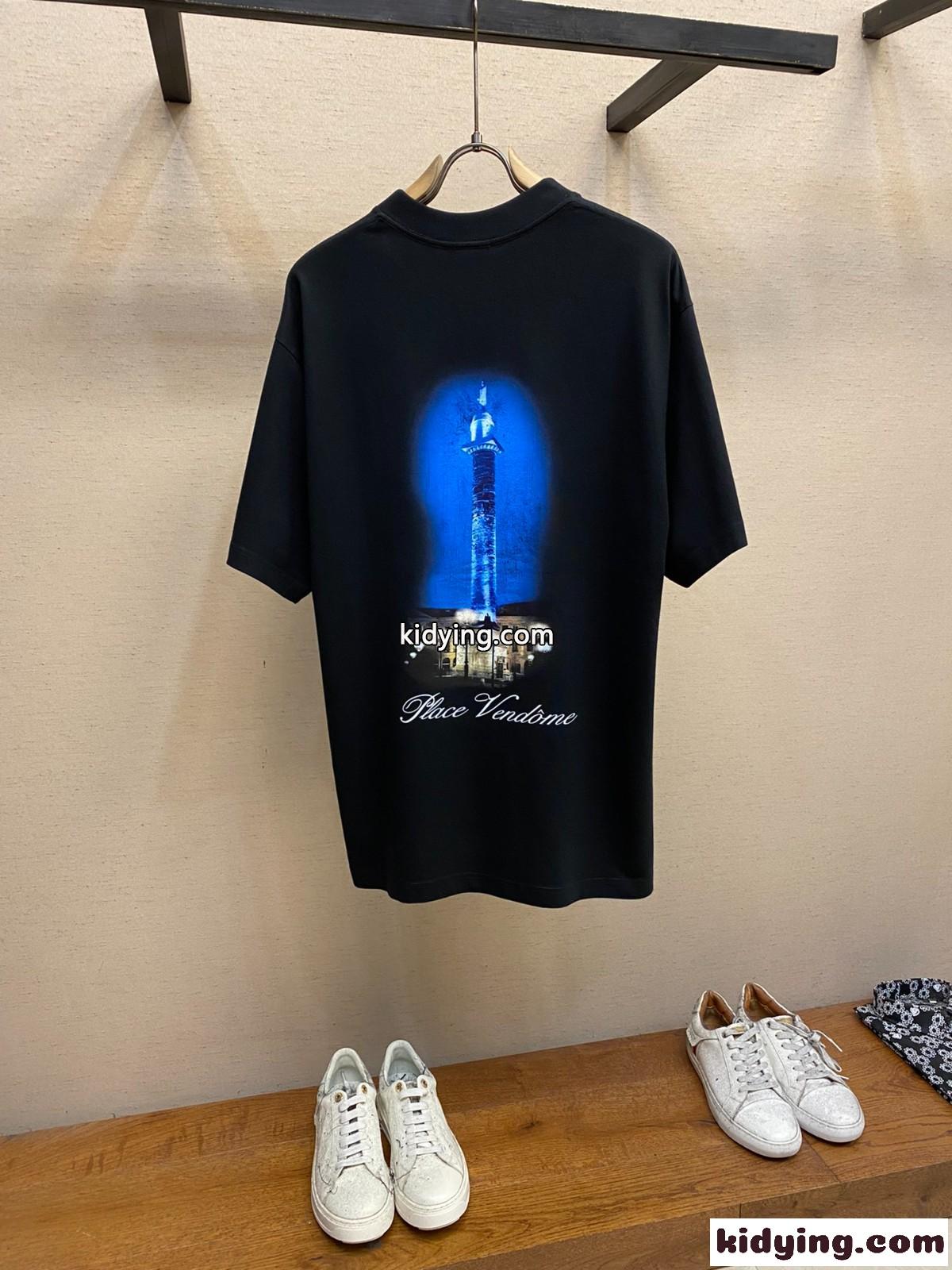 バレンシアガ Tシャツ コピー ユニセックス オーバーサイズ プリント 半袖Tシャツ ブラック-1