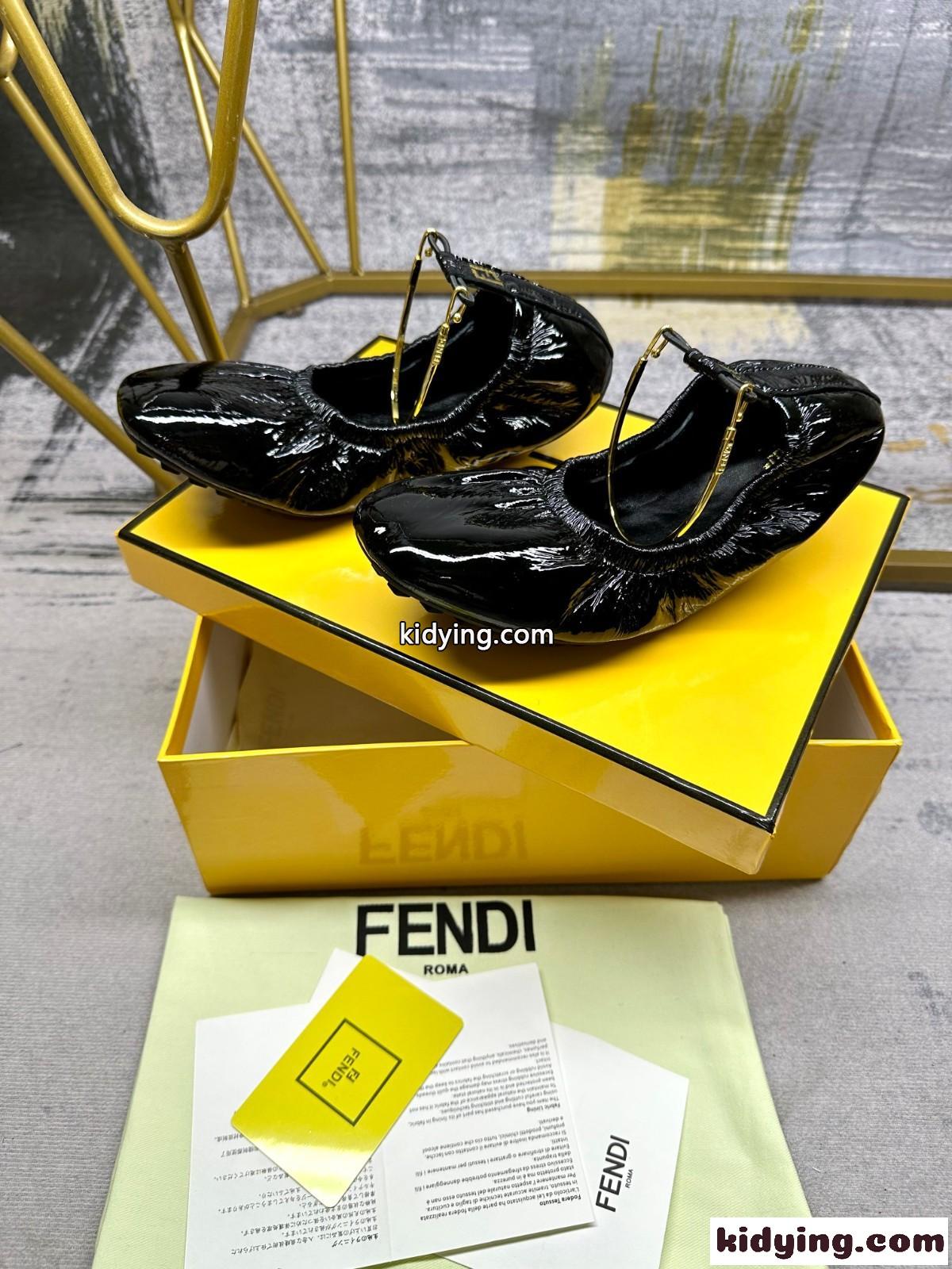 フェンディ フィーロ フラットバレエシューズ スーパーコピー ブラック-1