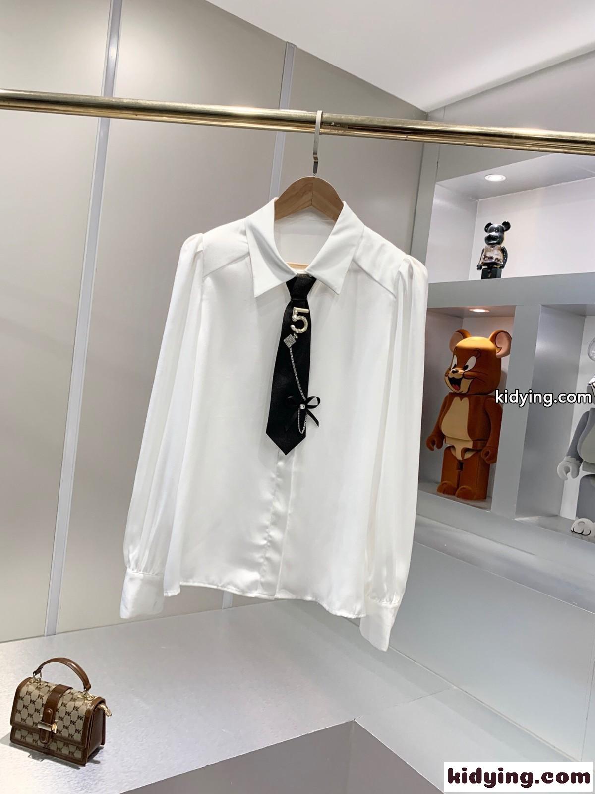 シンプル 柔らかい フェミニン オシャレ シャネル シャツ レディース コピー 着痩せ 通勤 長袖 ホワイト-0
