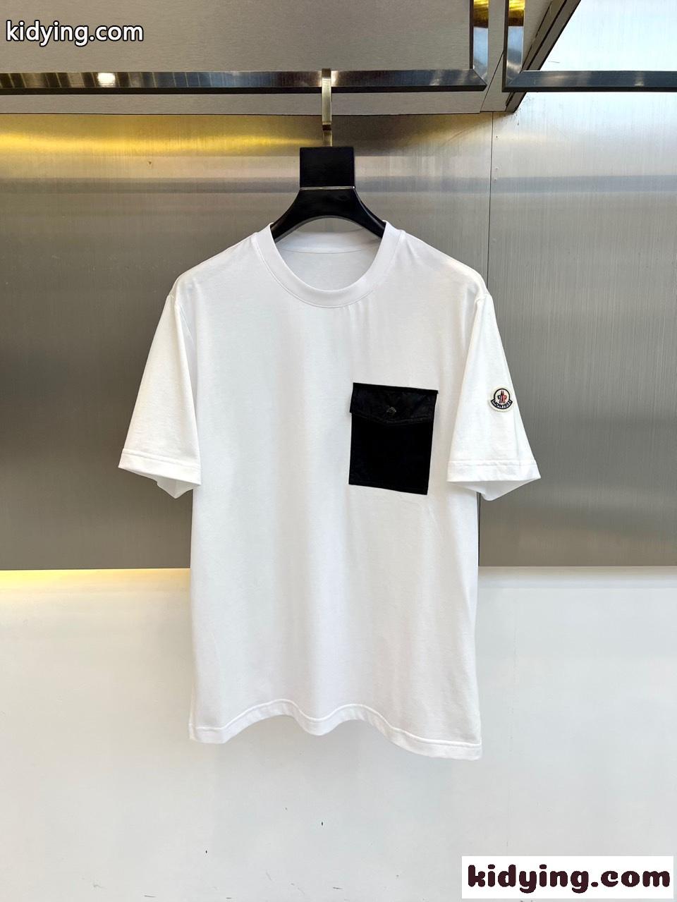 モノグラムポケット 半袖Tシャツ モンクレール Tシャツ 偽物 ホワイト-1