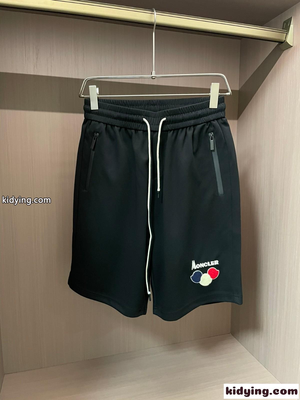 モンクレール パンツ コピー シンプル 合わせやすい ショートパンツ ブラック-0