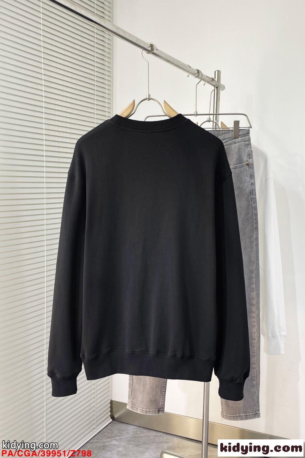 プラダ Tシャツ コピー 定番 ロゴプリント コットン スウェットシャツ ブラック-1