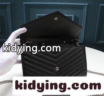 ​YSLの超無敵の実用的なバッグ キャビアの牛革 イヴ・サンローラン ばっぐコピー 肩紐を外すとそのままバッグとして使うことができますよ-2