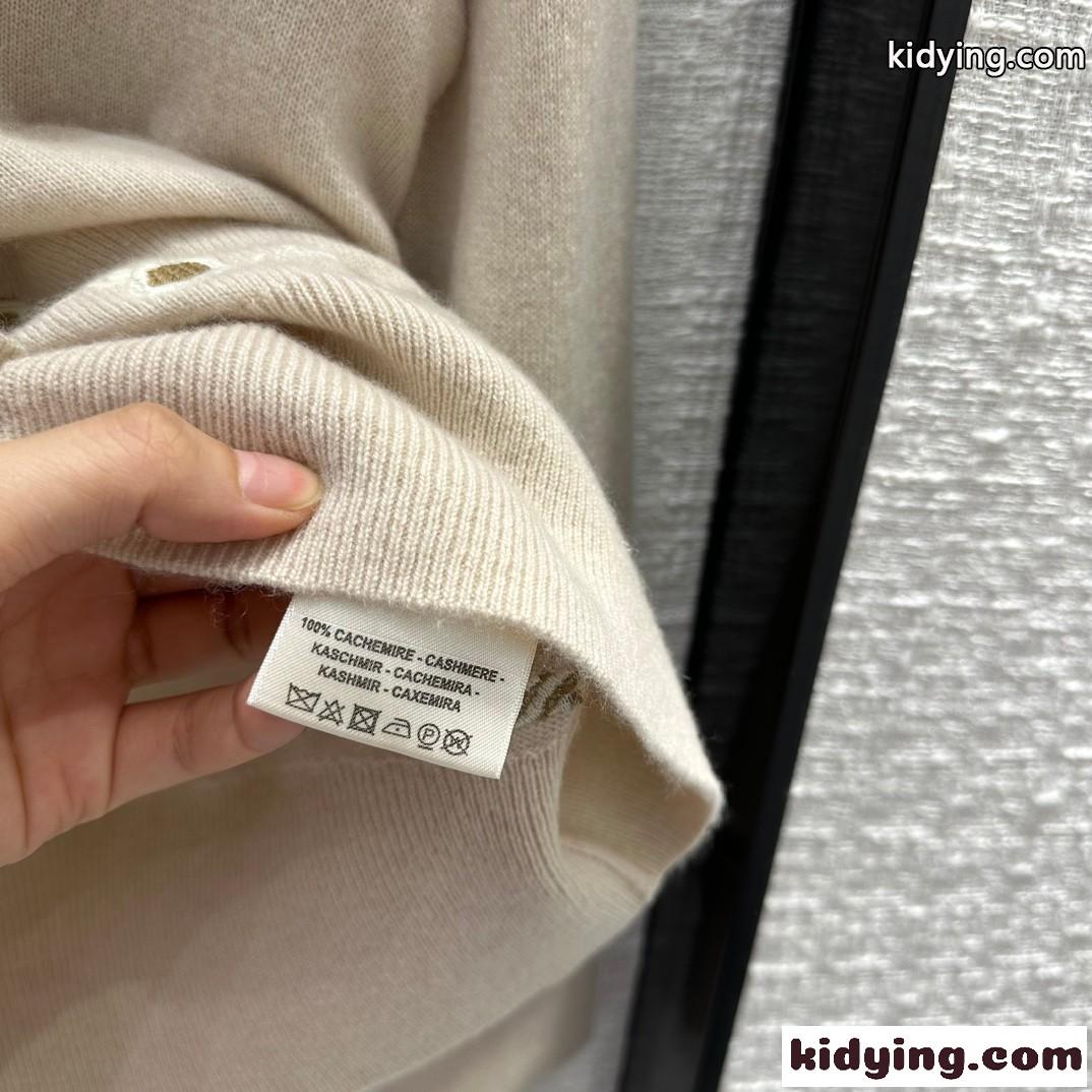 23AW◆上品な女性の憧れ HERMES レ タンブール カシミア カーディガン コピー-3