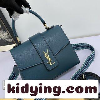 Saint Laurent ParisYSLサンローランの伝統的なモデル イヴ・サンローラン バッグ チェーン コピー このモデルは古典的なロゴデザインを残して 二重になっている-1