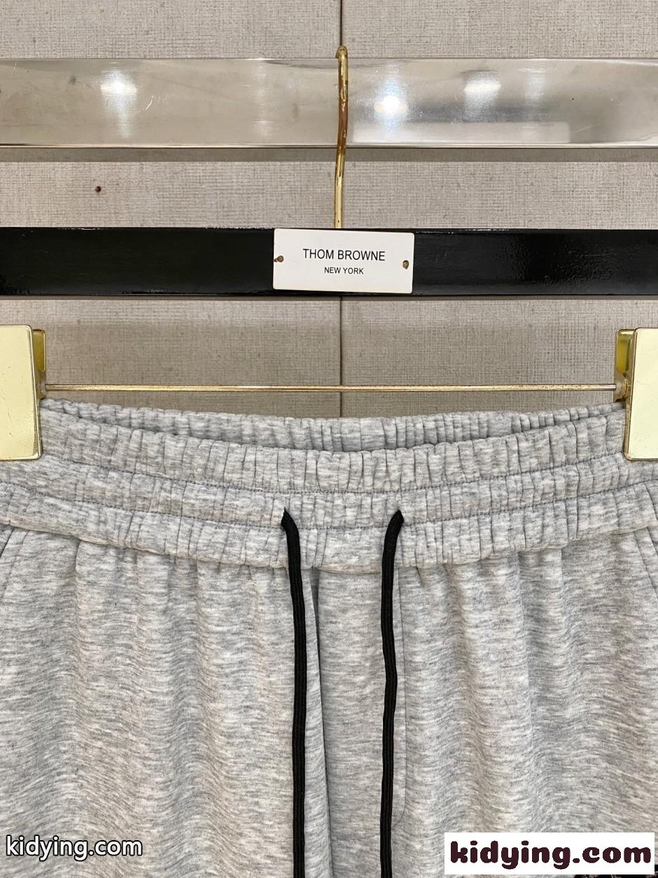 DGエンブレムパッチ 裏起毛 スウェットパンツ ドルチェ&ガッバーナ パンツ 偽物 グレー-0