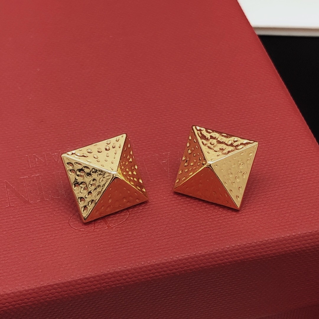 カジュアル ロックスタッズ ピアス ヴァレンティノ ピアス コピー イヤリング-0