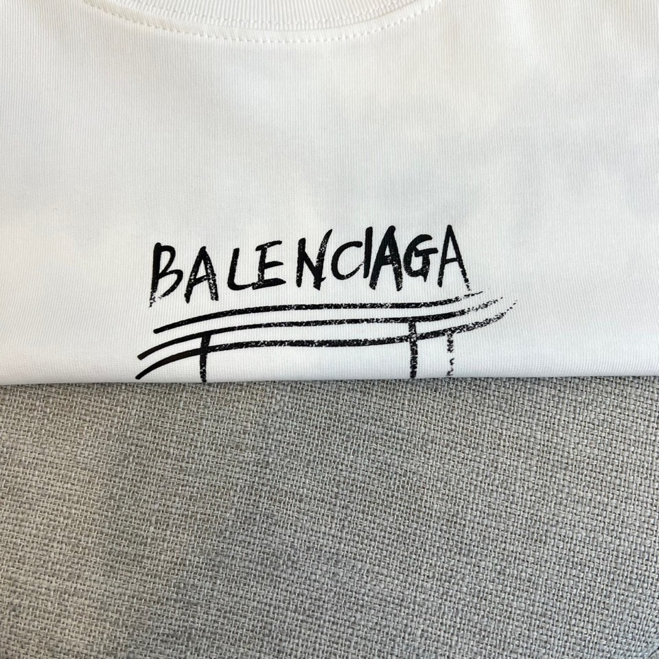 お洒落 バックプリント バレンシアガ Tシャツ 偽物 半袖トップス ホワイト-2