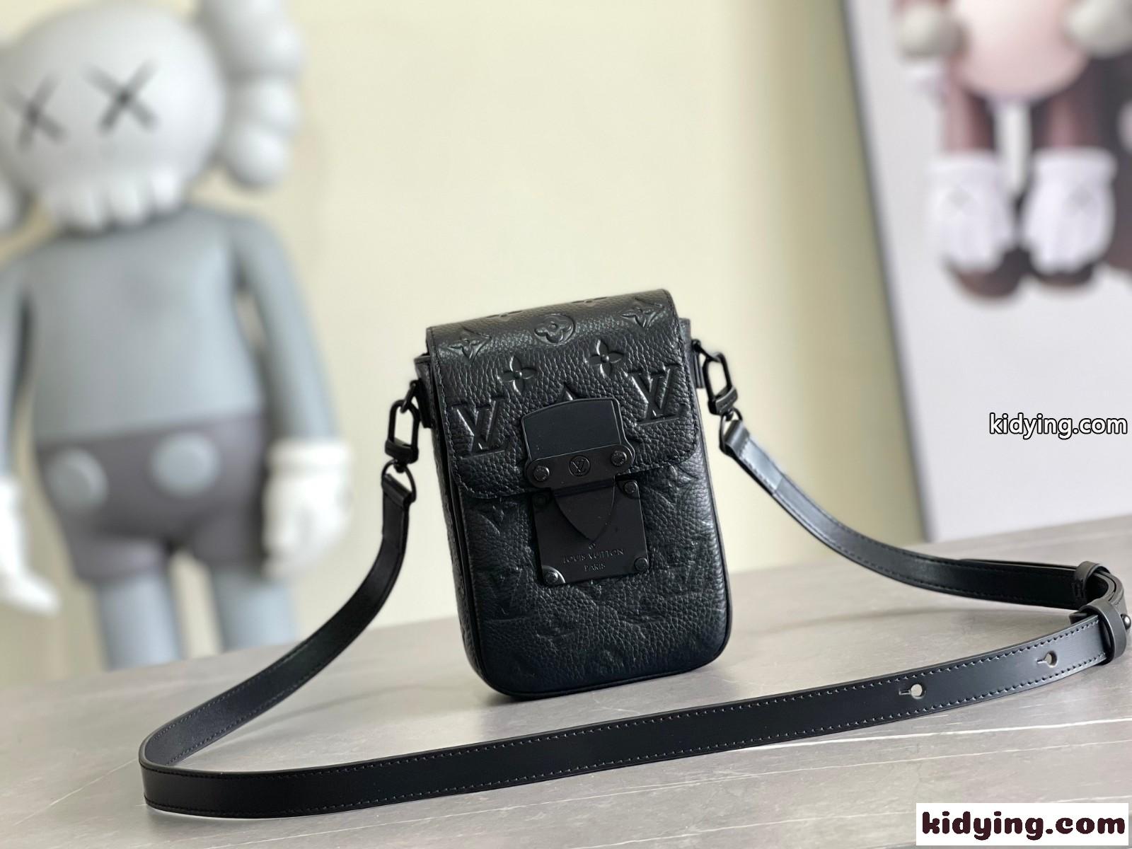 ルイ･ヴィトン「Sロック ヴェルティカル･ウエアラブル ウォレット」M81524 スーパーコピー-0
