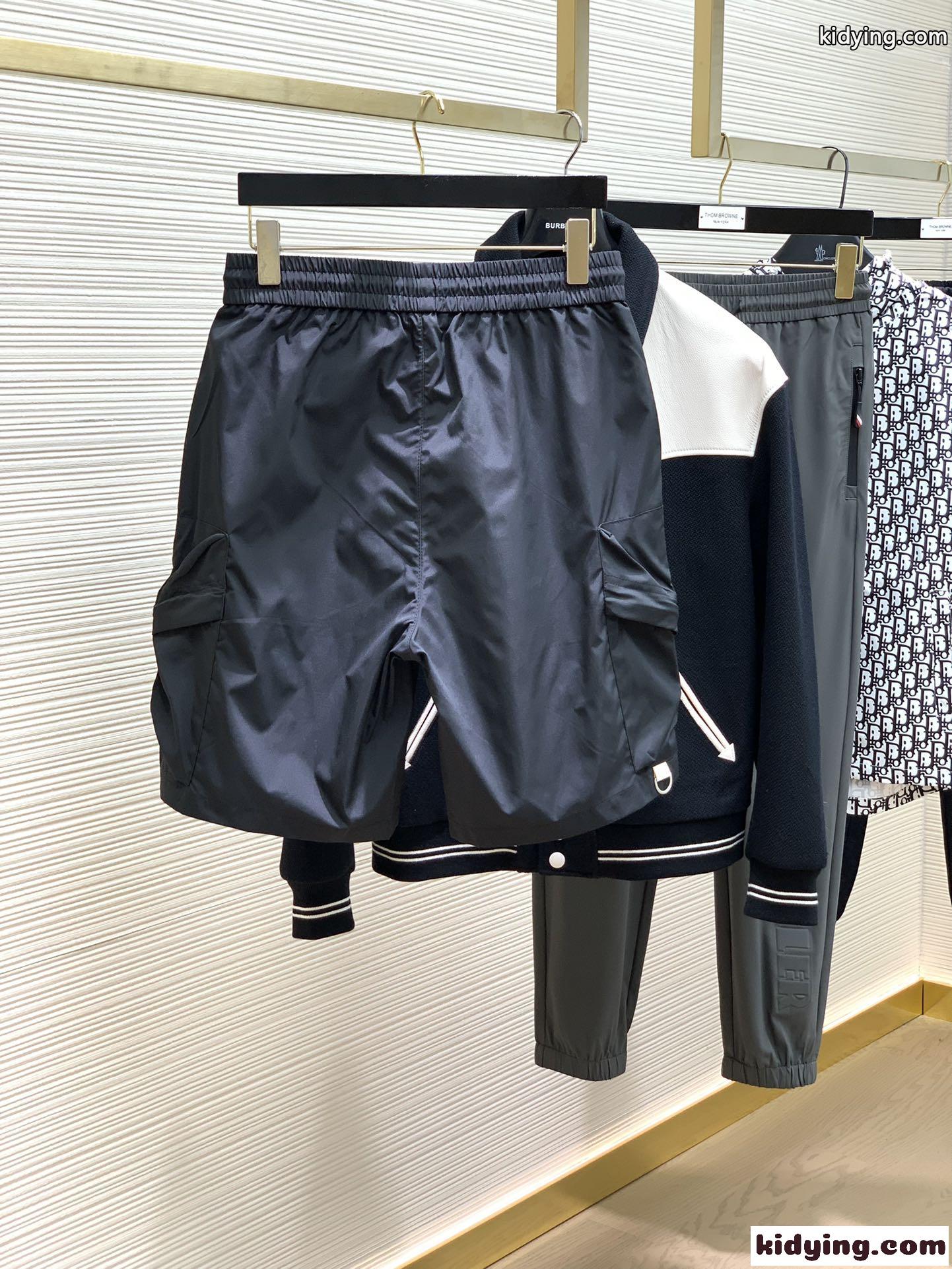 合わせやすい かっこいい バレンシアガ パンツ コピー 定番 快適 ロゴ メンズ ショートパンツ-4