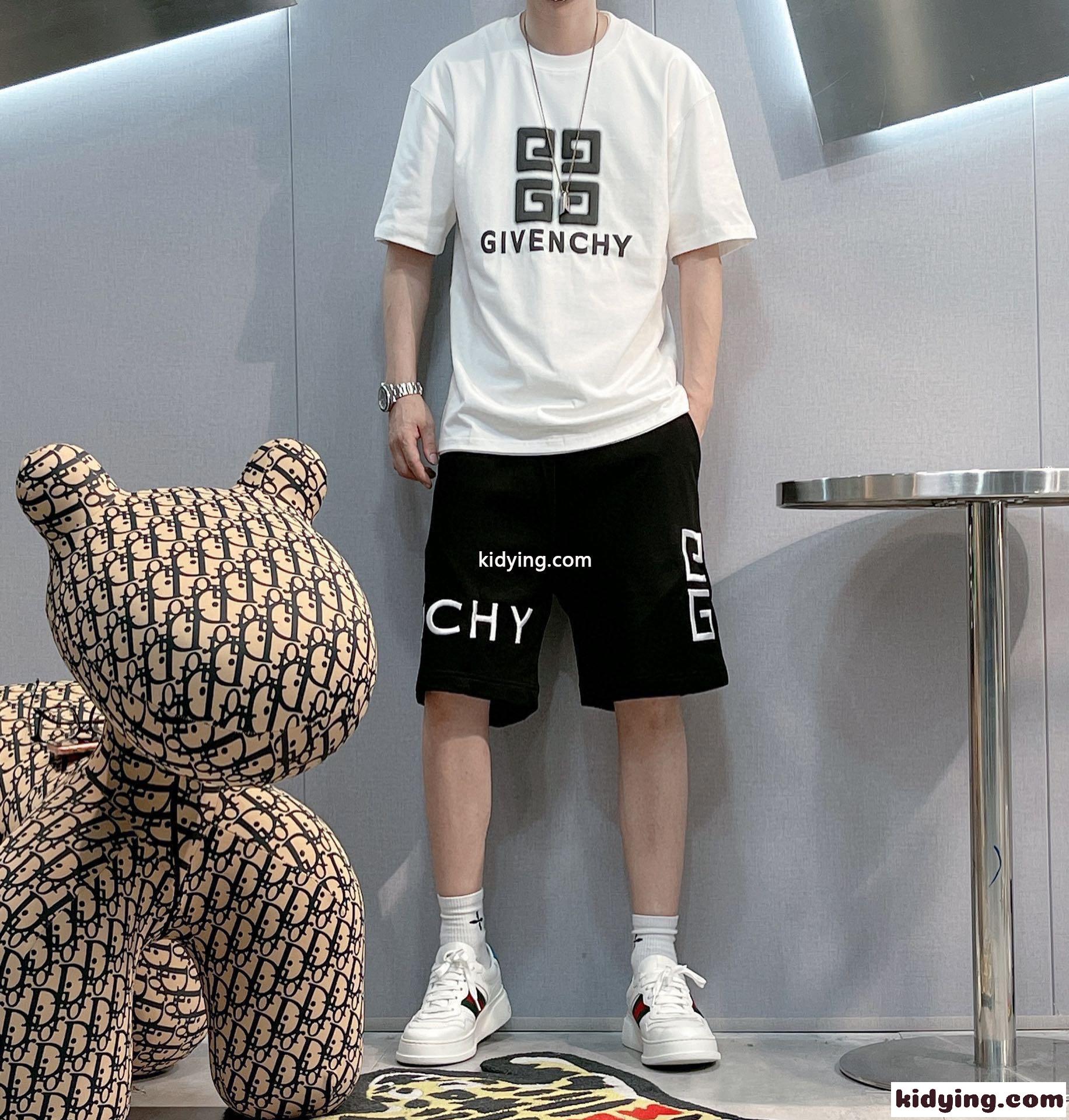 2022SS春夏新作 ジバンシィ Tシャツ コピー 半袖 ゆったり 男女兼用 シルケット コットン ロゴ 快適-1